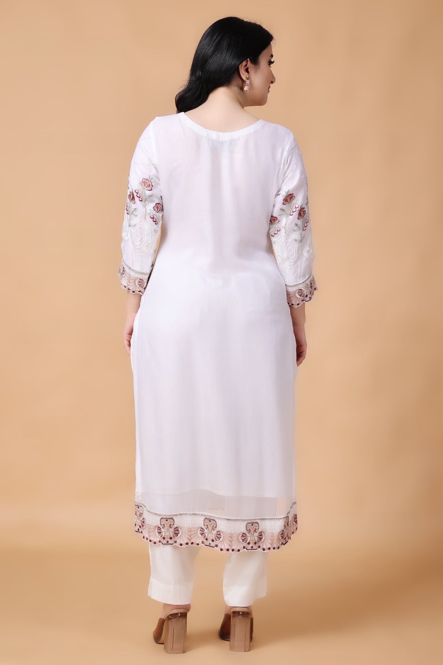 Woman Plus Size Pristine White Pakistani Suit Set