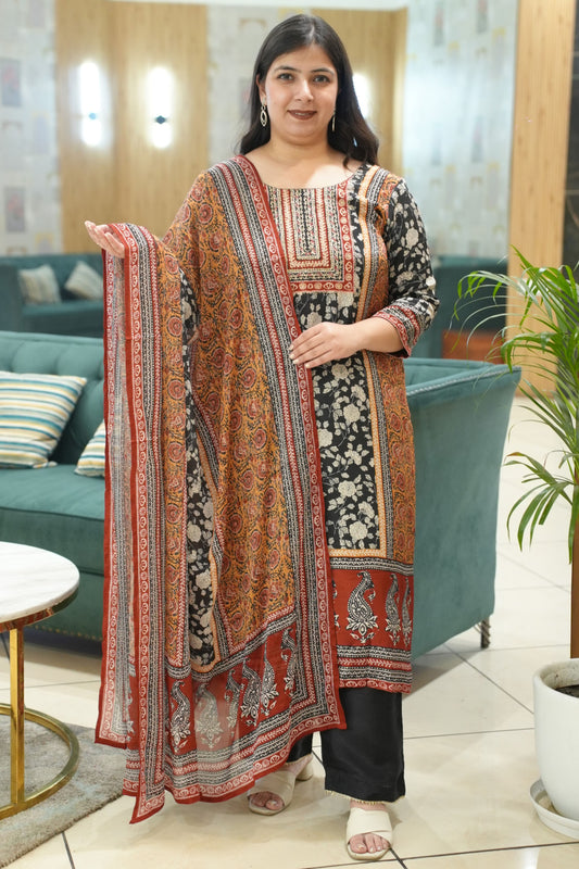 Rivaya Black Crepe Suit With Mirror Work