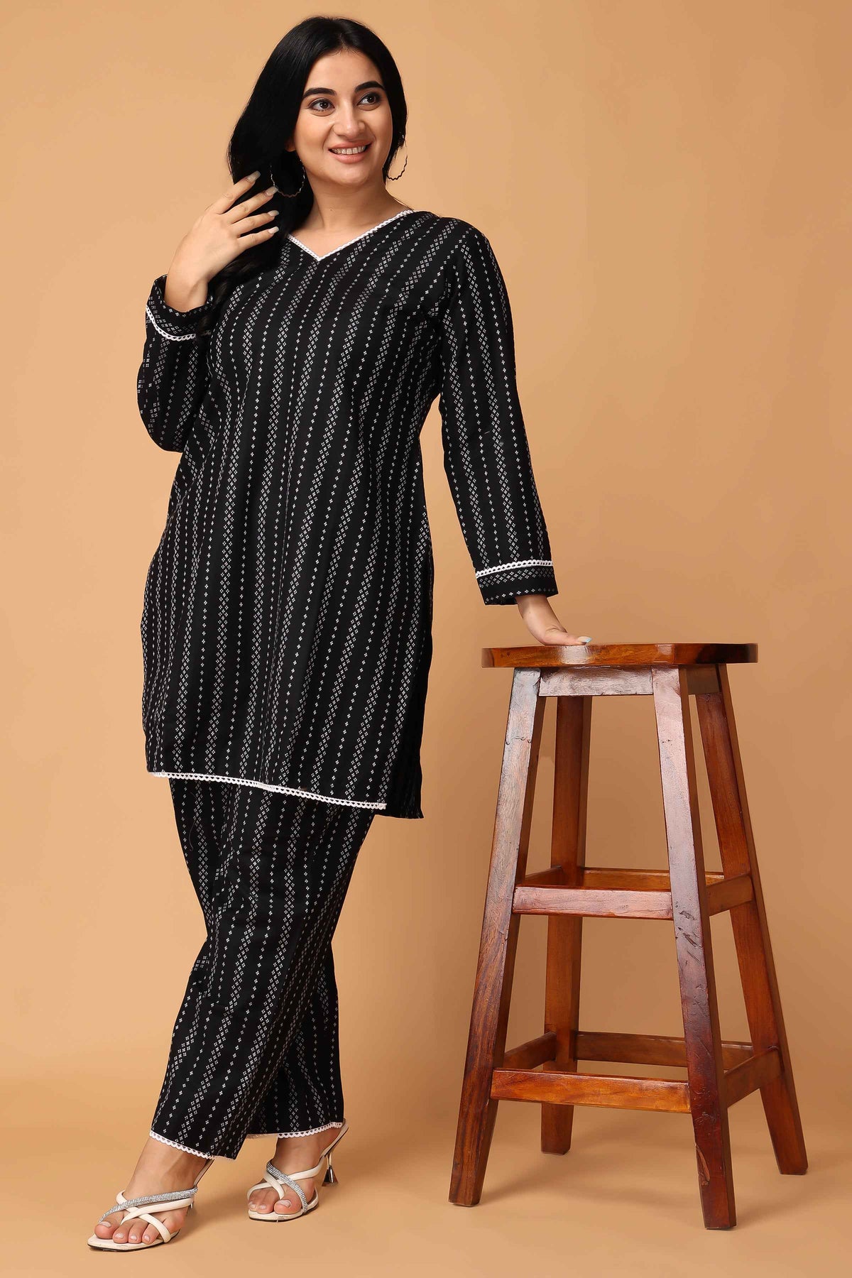 Buy Plus Size ​Cosmic Firelight Woollen Co-ord Set At Apella | Sizes XS to 10 XL | India | Free Delivery | Customized