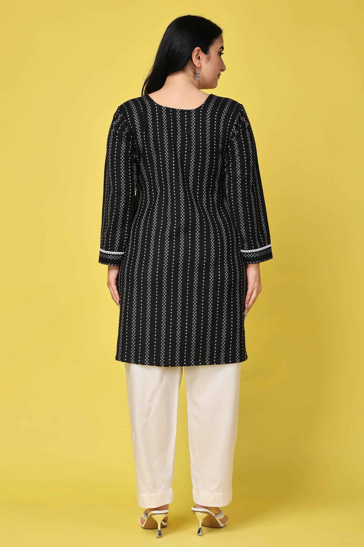 Buy Plus Size ​Cosmic Firelight Woollen Short Kurta At Apella | Sizes XS to 10 XL | India | Free Delivery | Customized