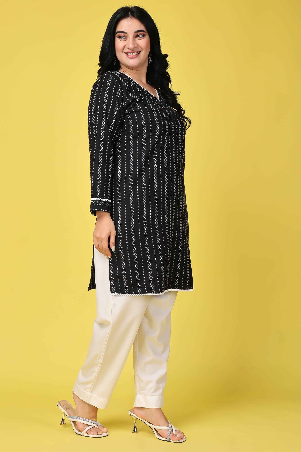 Buy Plus Size ​Cosmic Firelight Woollen Short Kurta At Apella | Sizes XS to 10 XL | India | Free Delivery | Customized