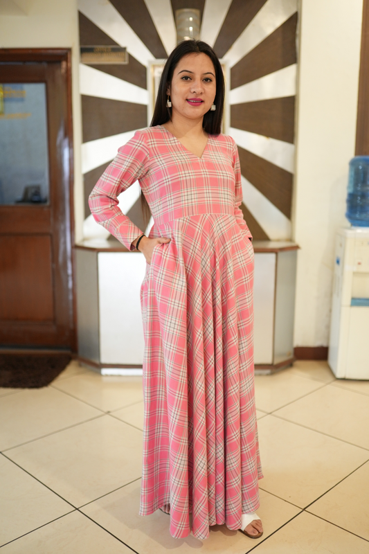 Buy Plus Size ​Blush Breeze Twill Checked Dress At Apella | Sizes XS to 10 XL | India | Free Delivery | Customized