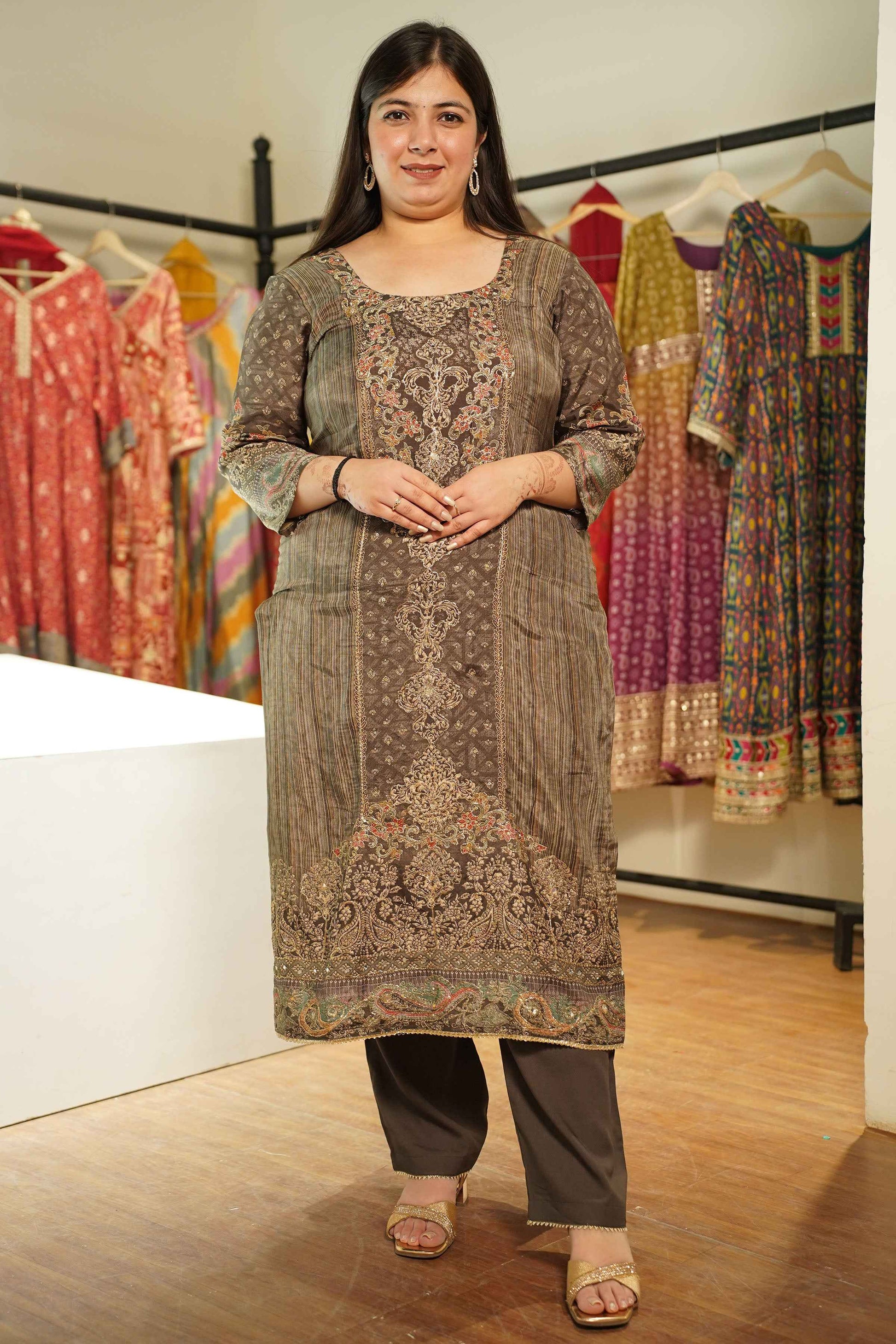 Zarqaa Karachi Muslin Suit with Aari Work