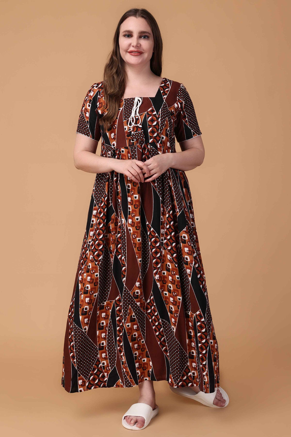 Buy Plus Size ​Cafe Noir Rayon Night Gown At Apella | Sizes XS to 10 XL | India | Free Delivery | Customized