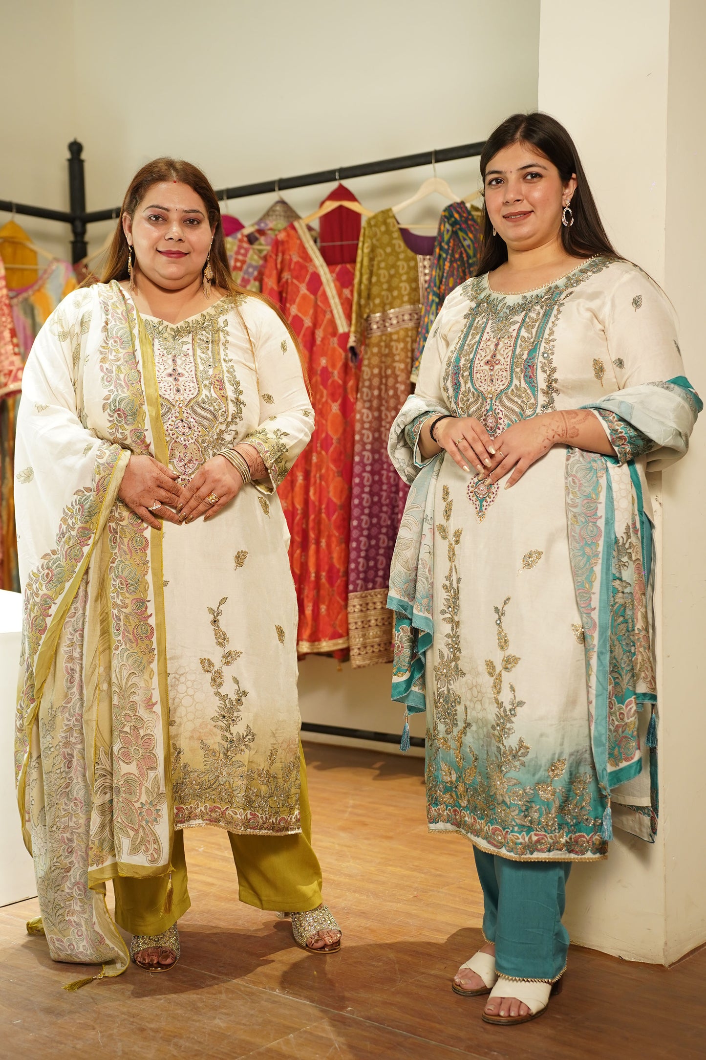 Firozah Ombré Muslin with Aari Work