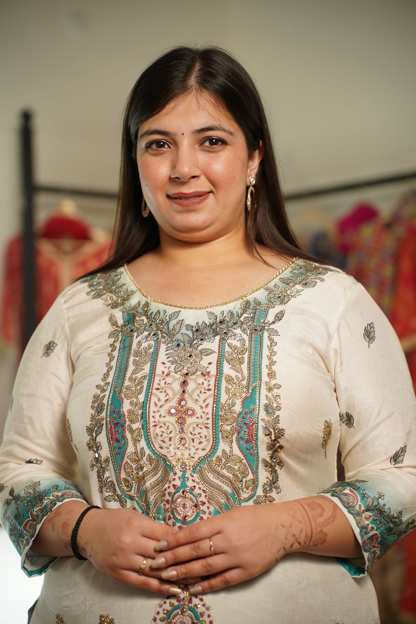 Firozah Ombré Muslin with Aari Work