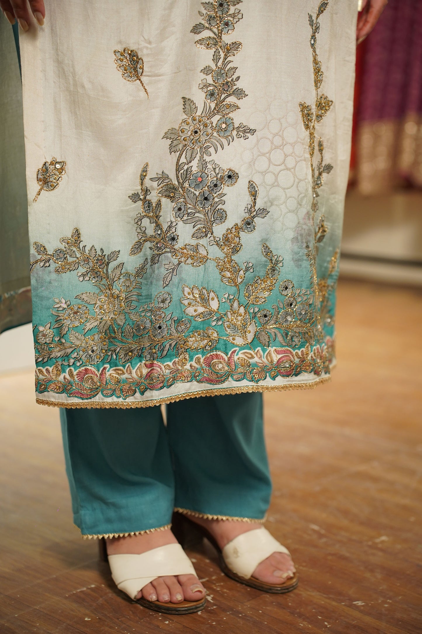 Firozah Ombré Muslin with Aari Work