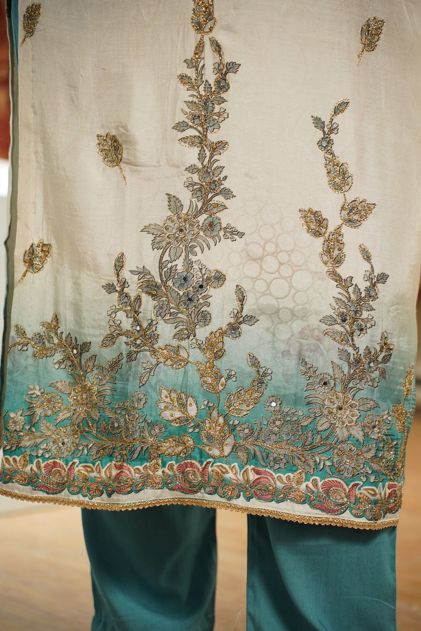 Firozah Ombré Muslin with Aari Work