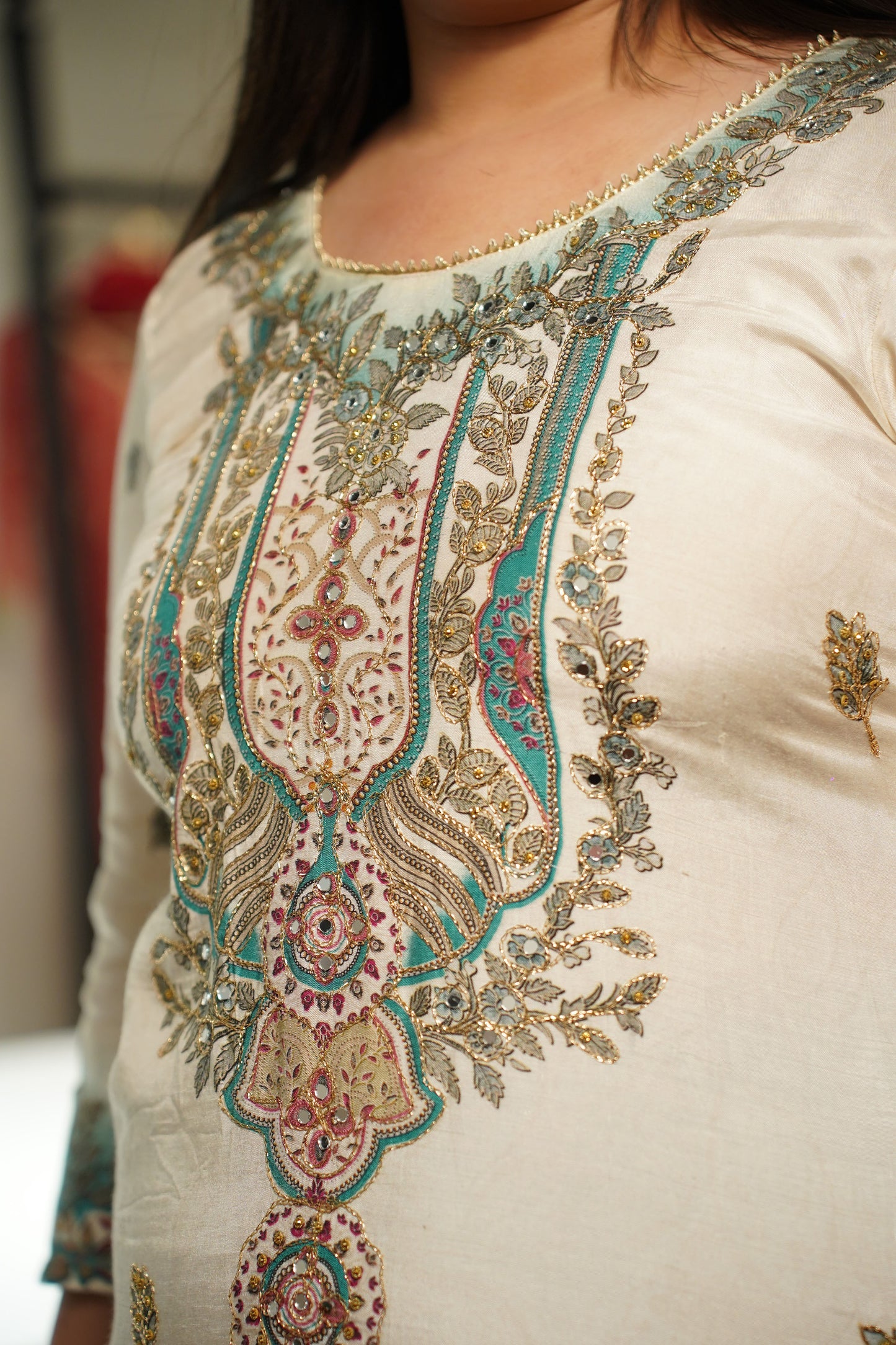 Firozah Ombré Muslin with Aari Work