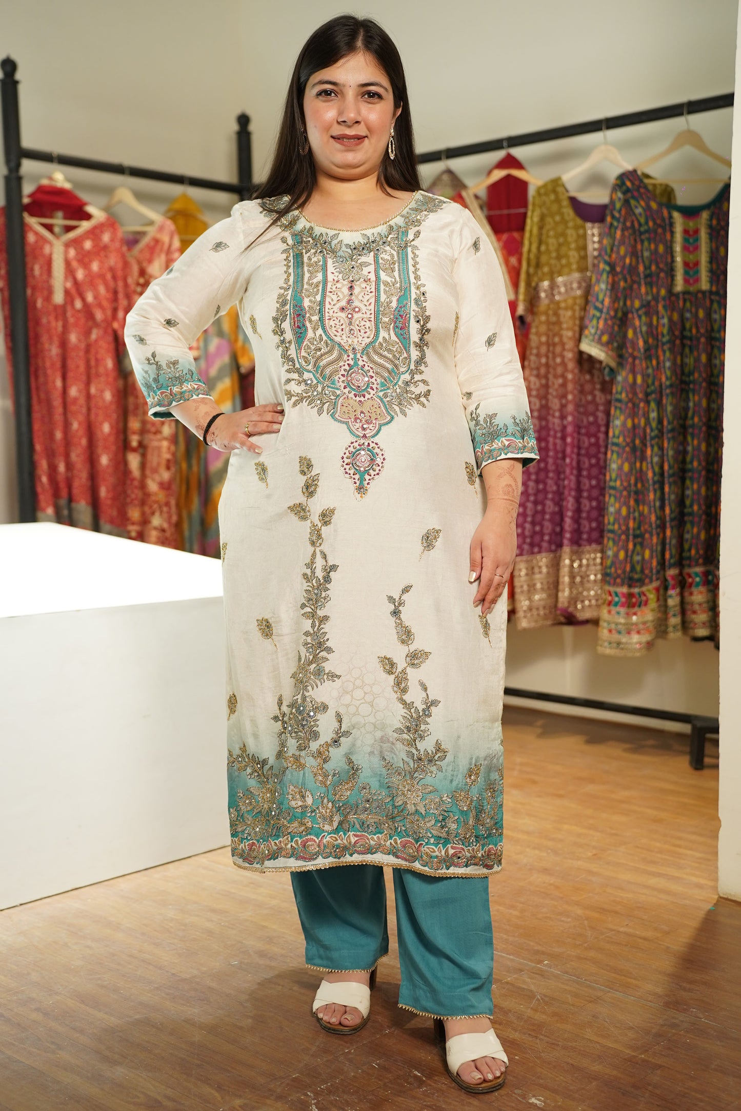 Firozah Ombré Muslin with Aari Work