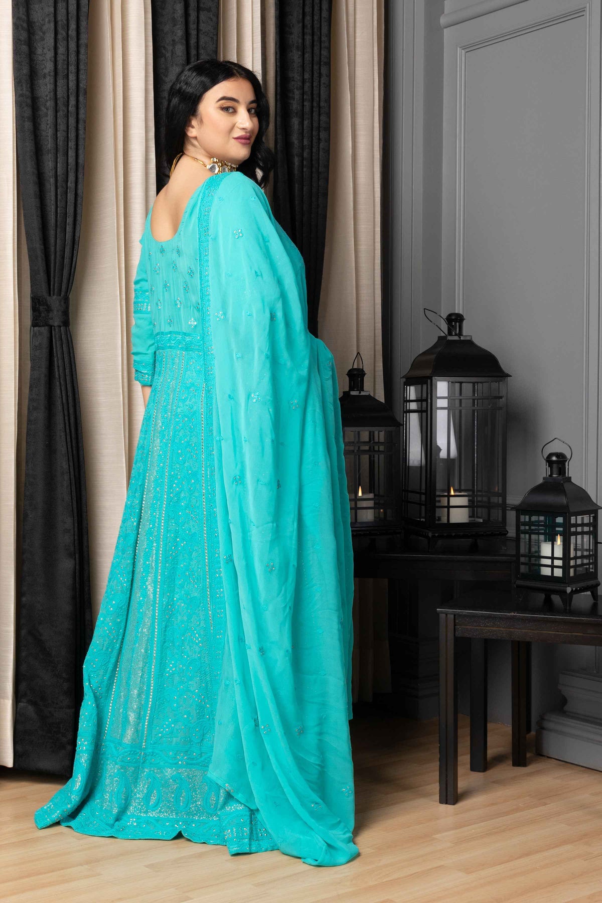 Buy Plus Size ​Neela Sheher Lucknowi Dress At Apella | Sizes XS to 10 XL | India | Free Delivery | Customized
