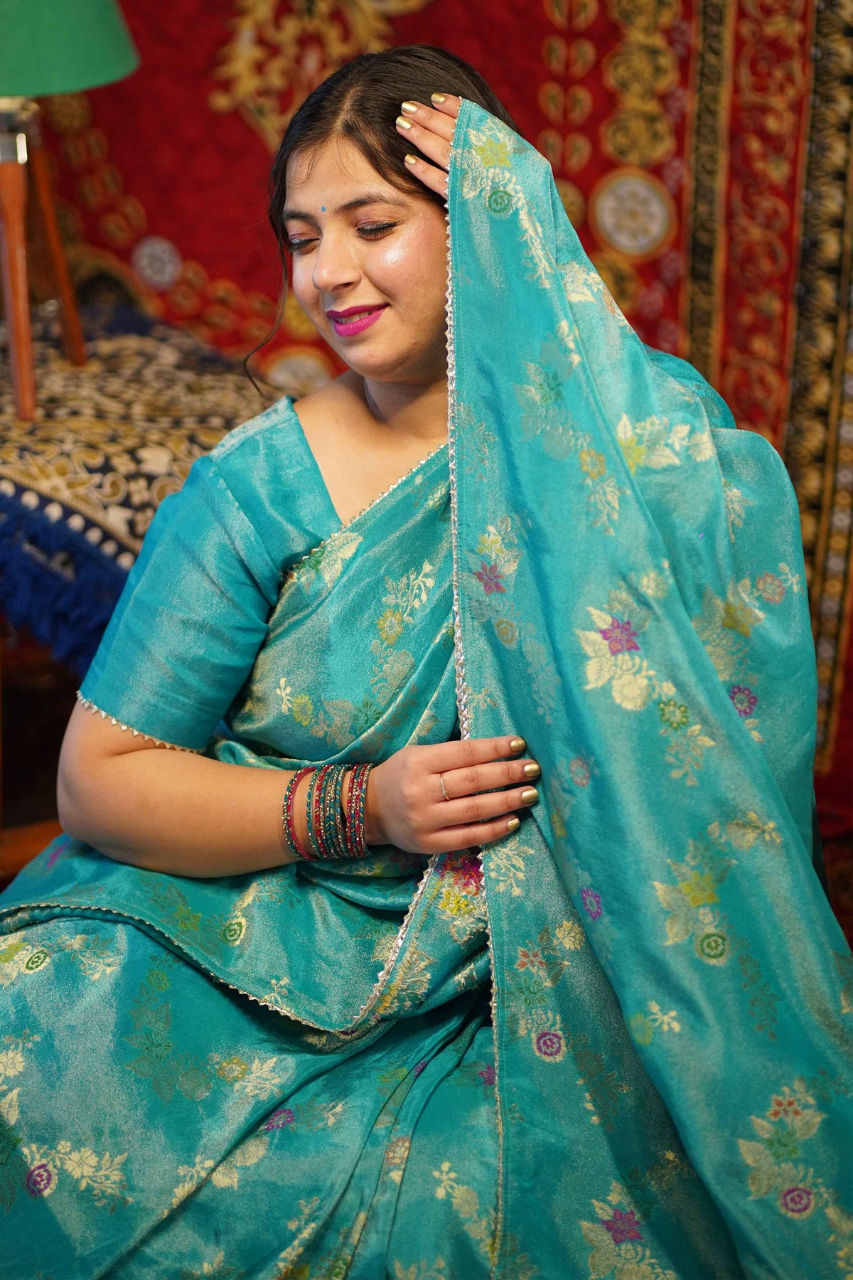 Neeli Dhwani Woven Tissue Saree