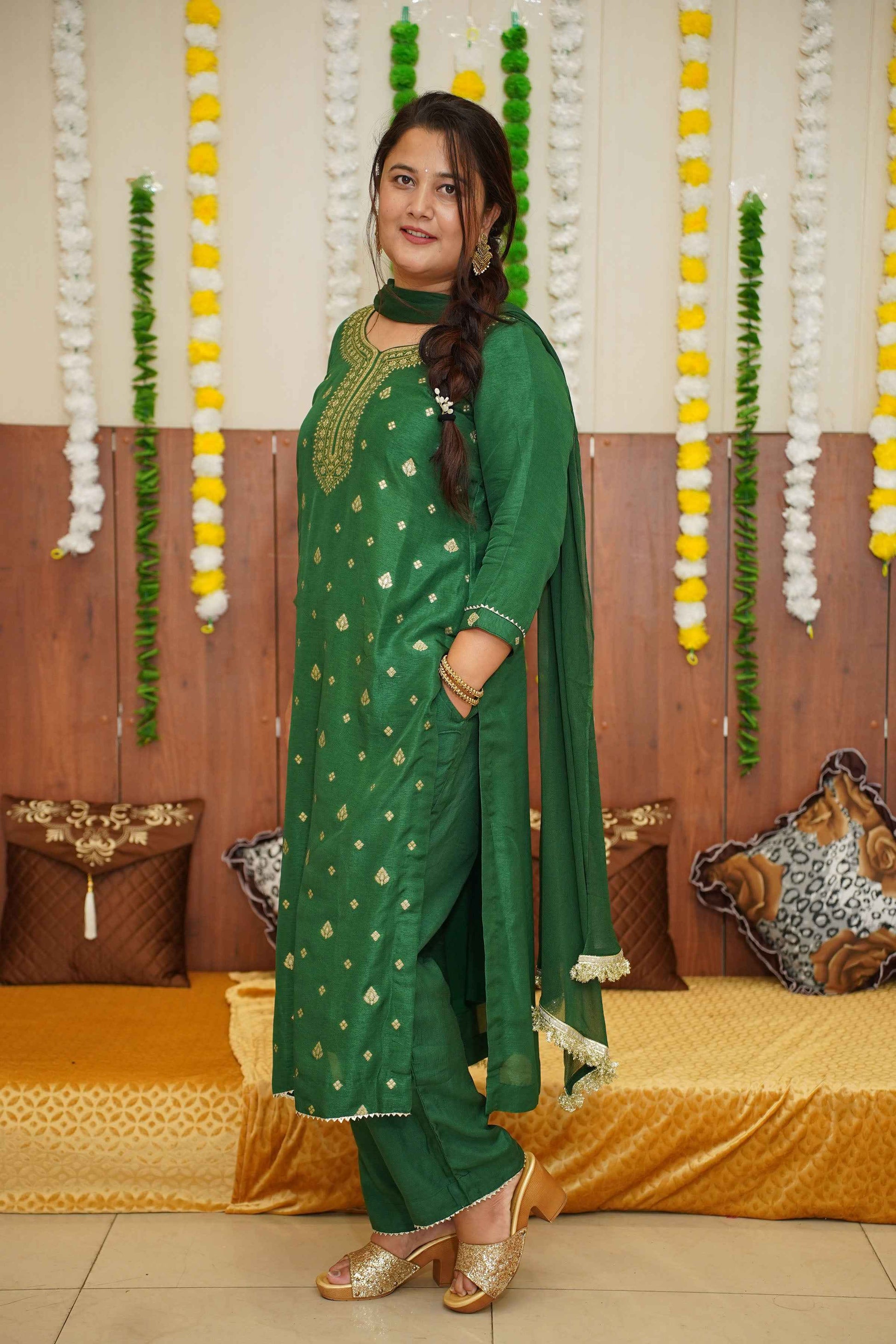 Buy Plus Size ​Garnet Green Fancy Silk Set At Apella | Sizes XS to 10 XL | India | Free Delivery | Customized