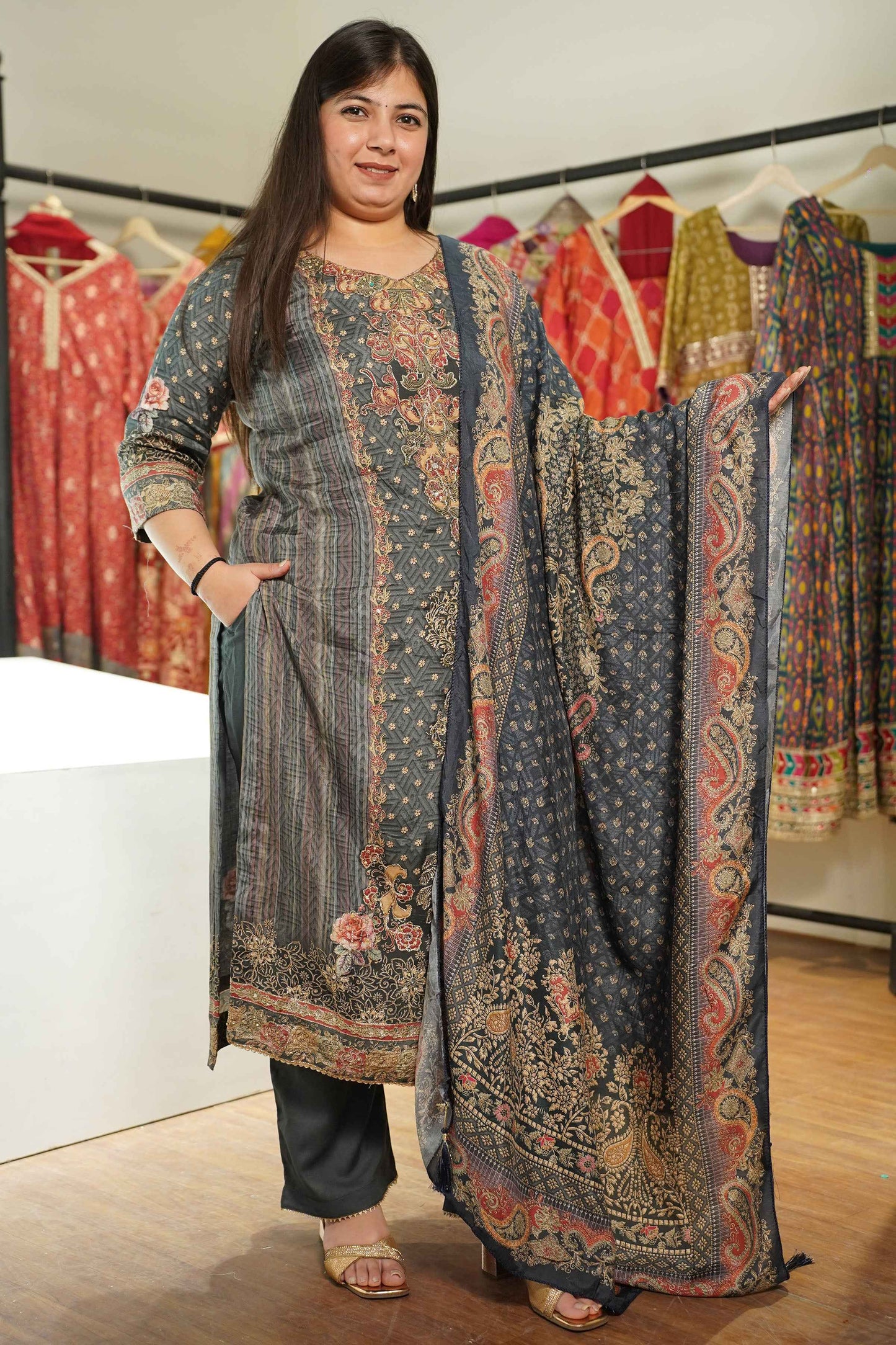 Lailah Karachi Muslin Suit with Aari Work