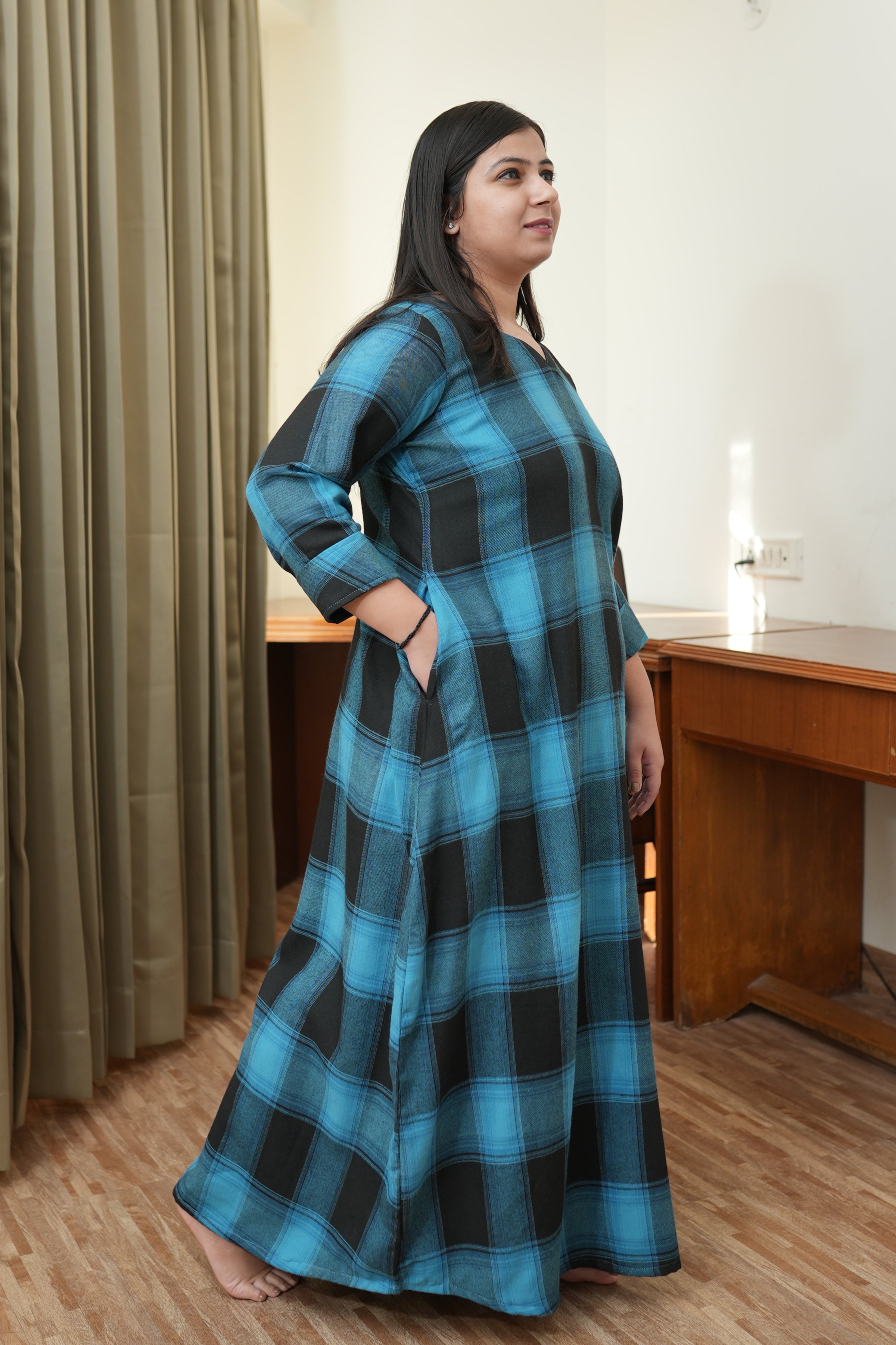 Buy Printed Royal Blue Woolen Nighty for Women Online at Secret  Wish|NT-E122-630