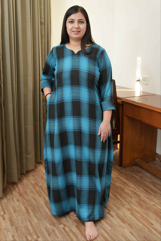 Buy Plus Size ​Nightfall Charm Woollen Night Gown At Apella | Sizes XS to 10 XL | India | Free Delivery | Customized