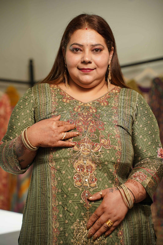 Mehnaz Karachi Muslin Suit with Aari Work