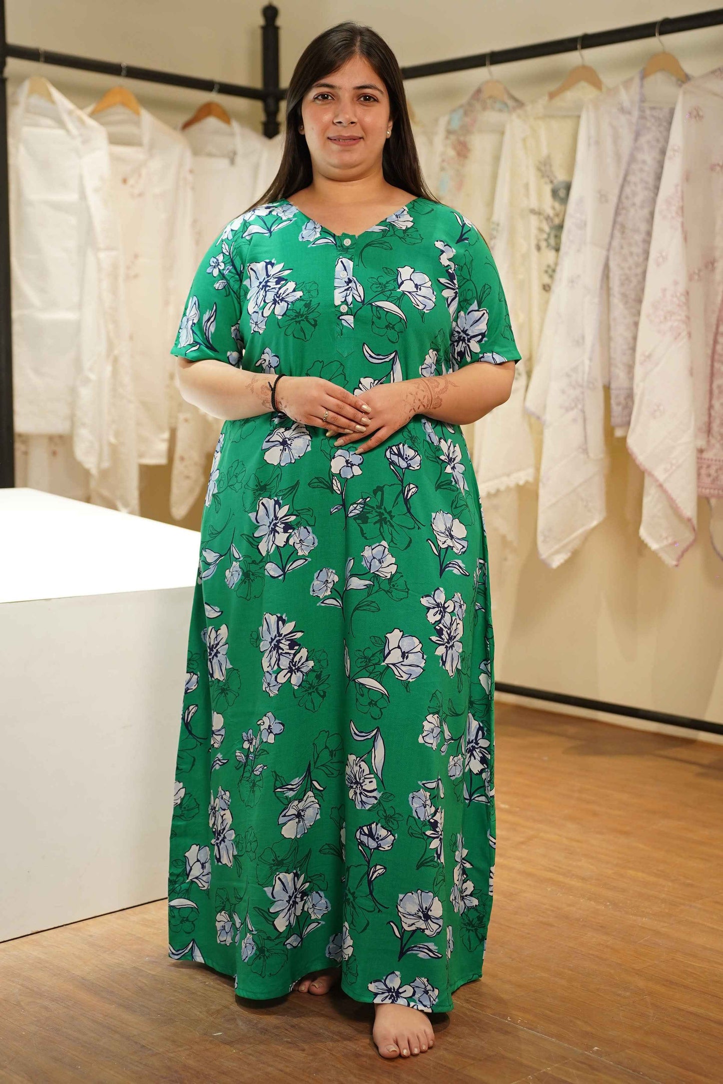 Greeny Splash Rayon Night Gown