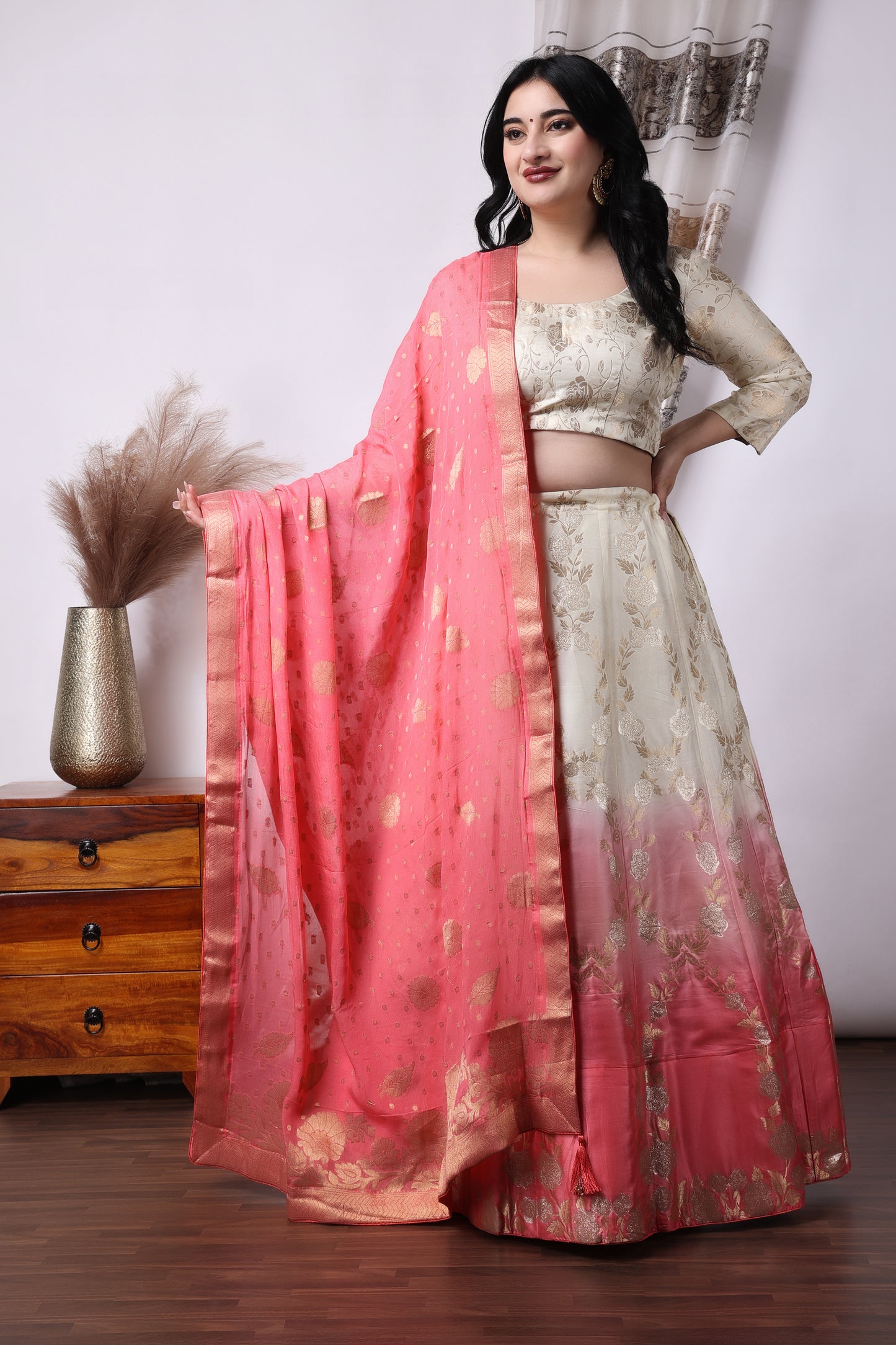 Women Plus Size Gulabi Saanjh Banarasi Silk Lehenga