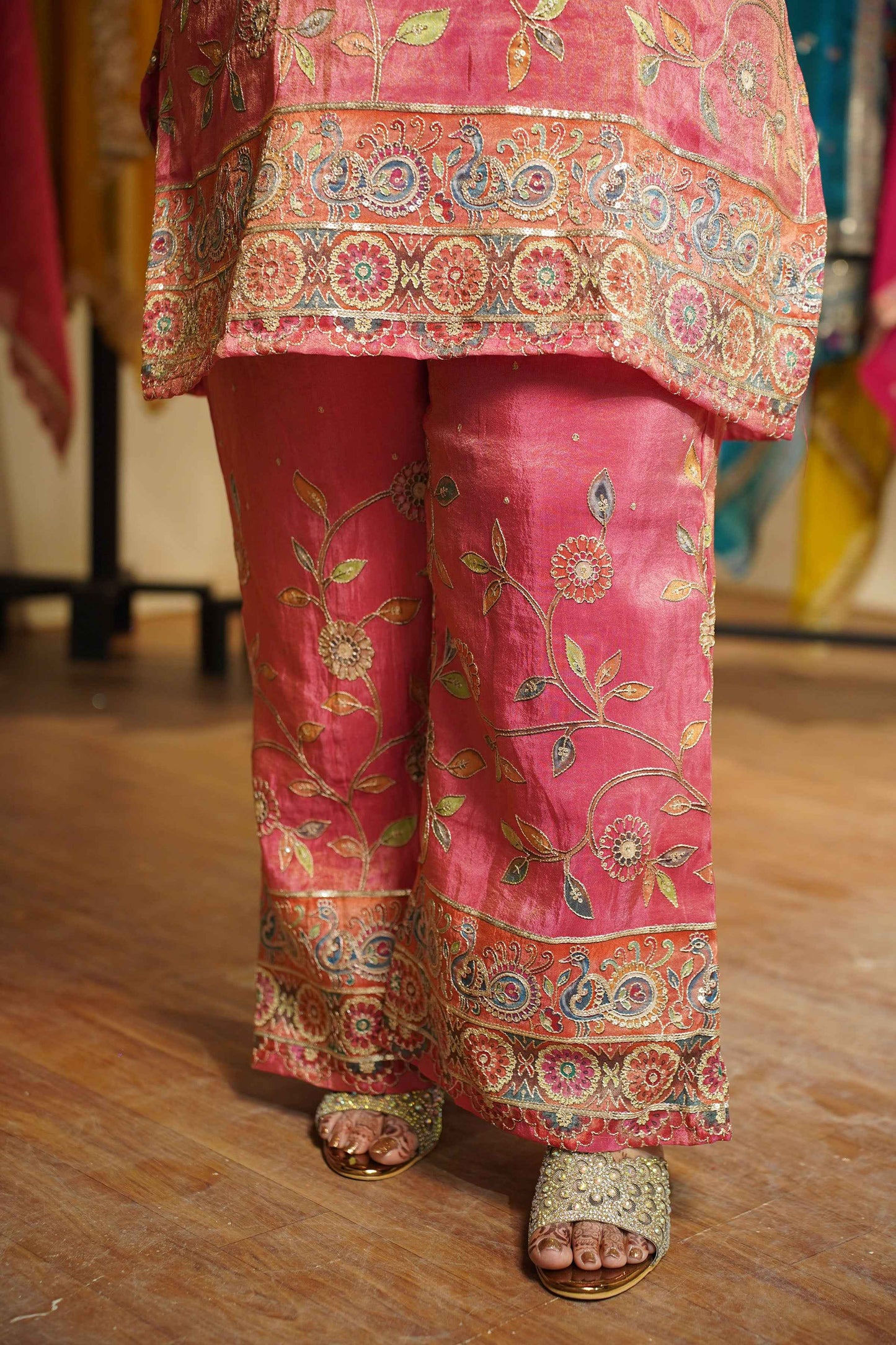 Surkh-e-Roshan Tissue Co-ord Set With Placement Work