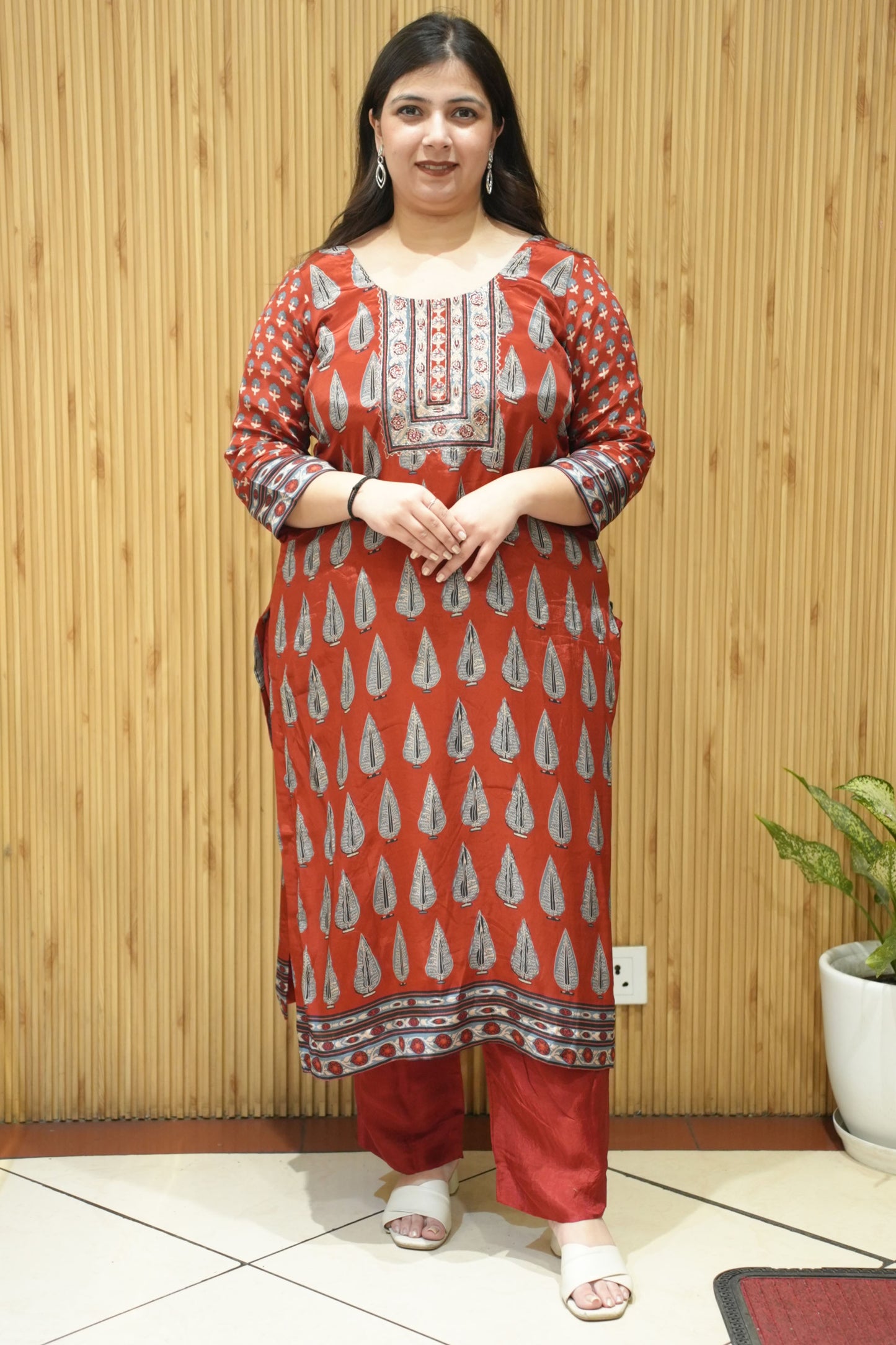 Mehrani Maroon Crepe Suit With Mirror Work