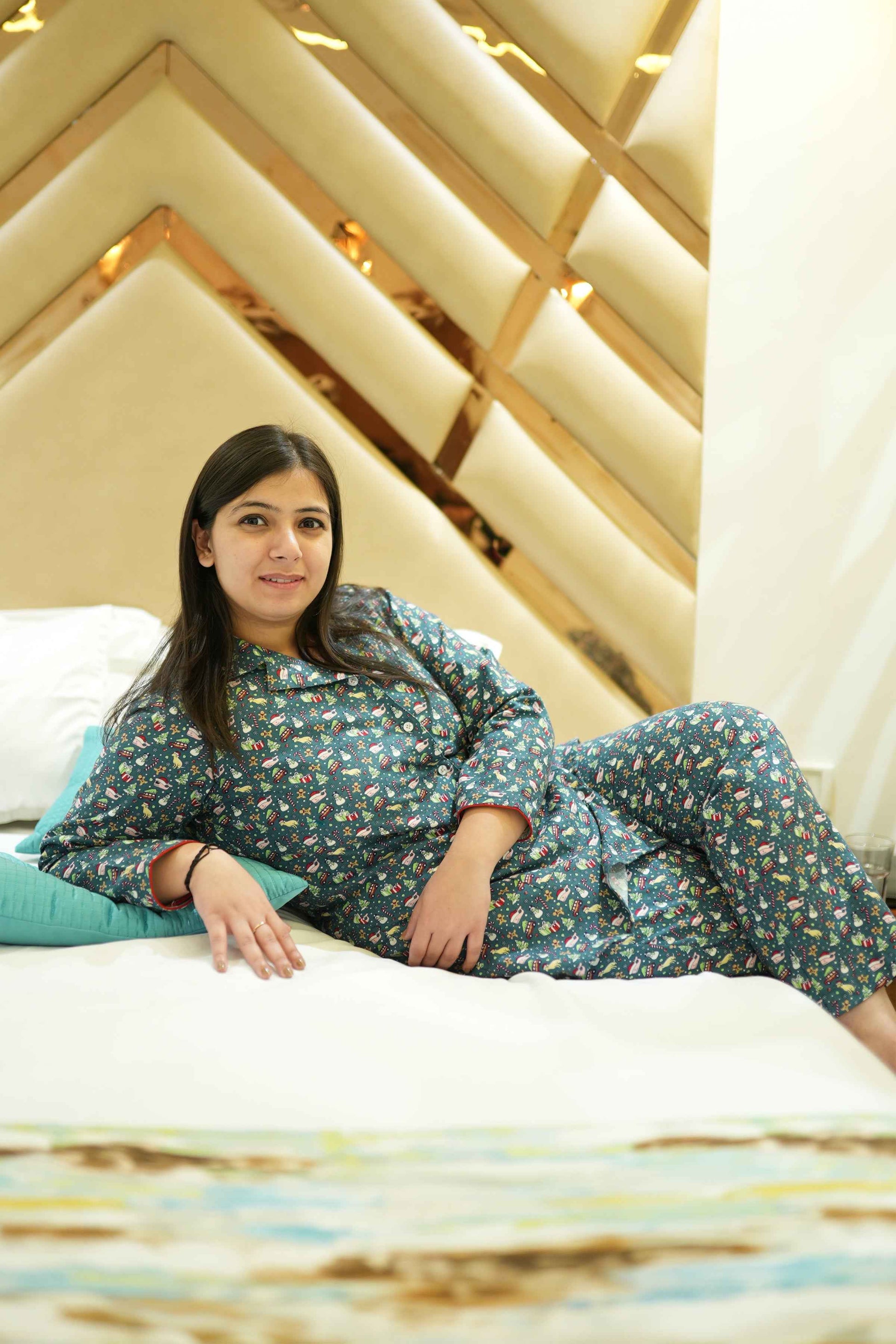 Buy Plus Size ​Merry Jingles Woollen Night Suit At Apella | Sizes XS to 10 XL | India | Free Delivery | Customized