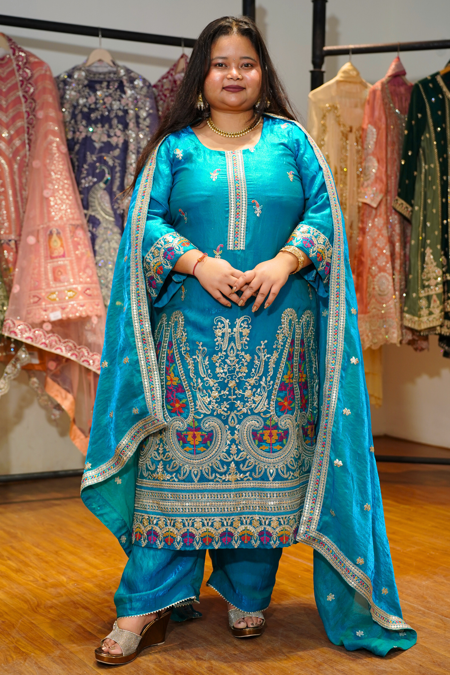 Miraya Blue Suit Set With Zari & Thread Embroidery