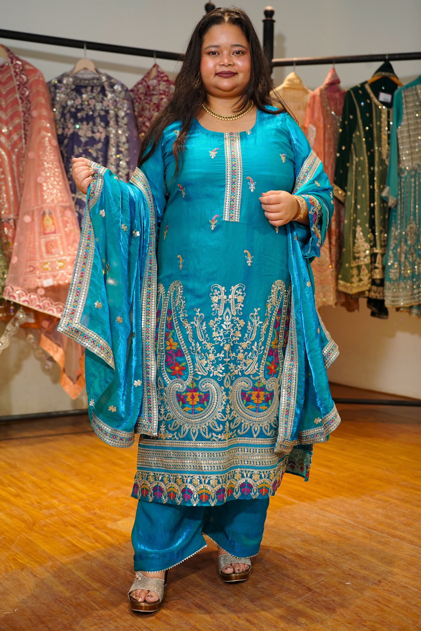 Miraya Blue Suit Set With Zari & Thread Embroidery