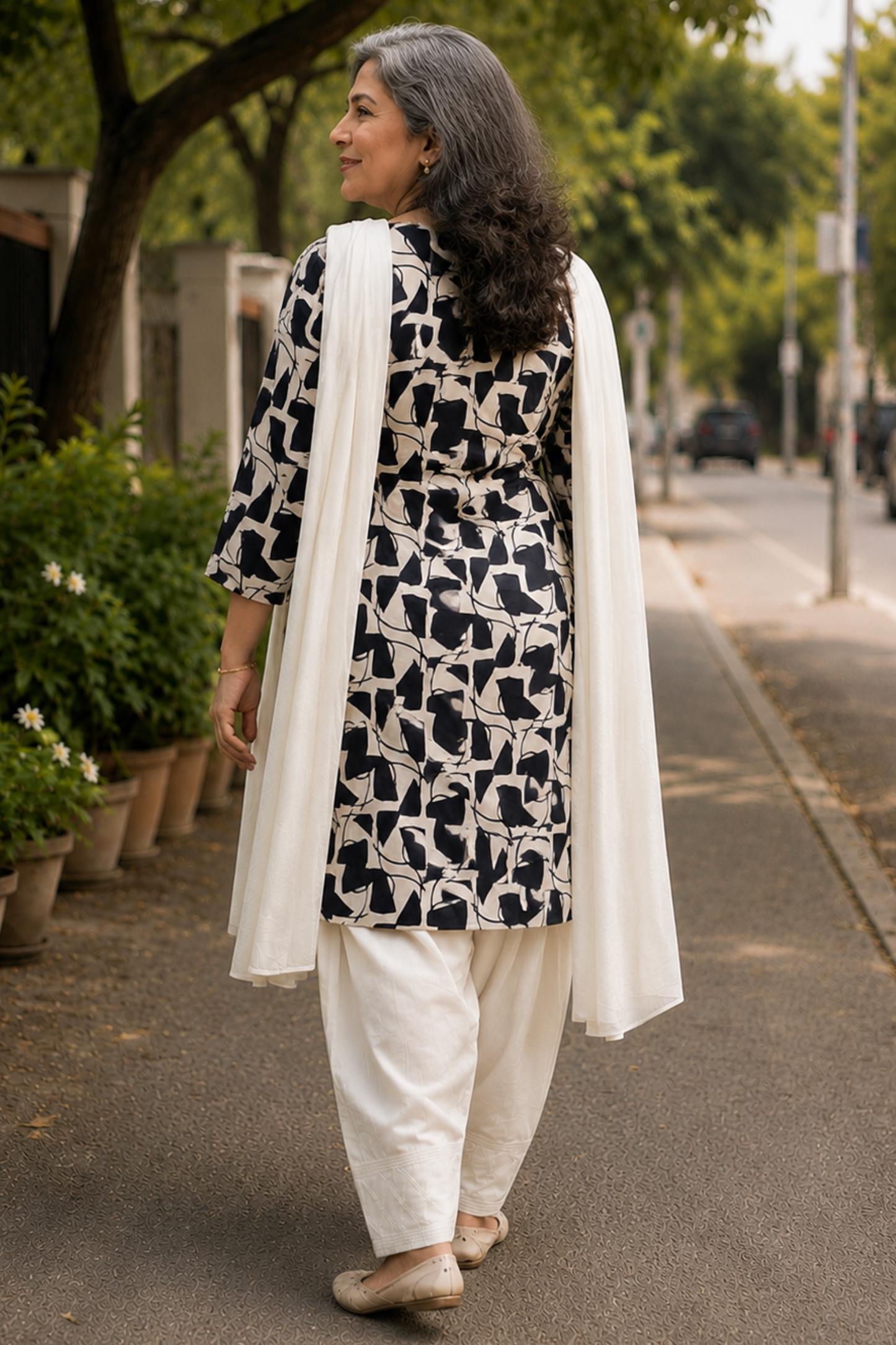 Ivory Eclipse Farshi Salwar Suit