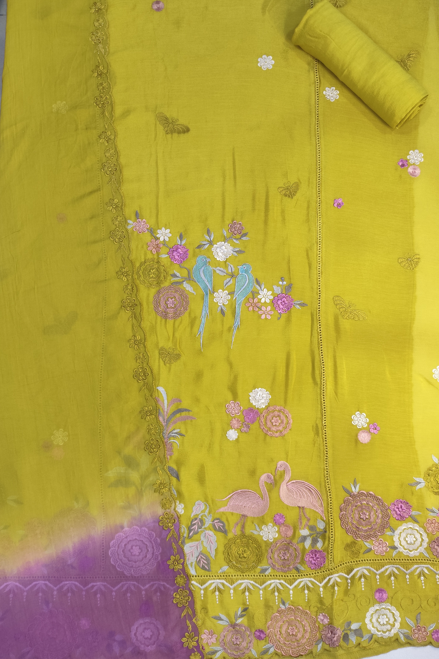 Olive Garden Chiffon Suit With Thread Work