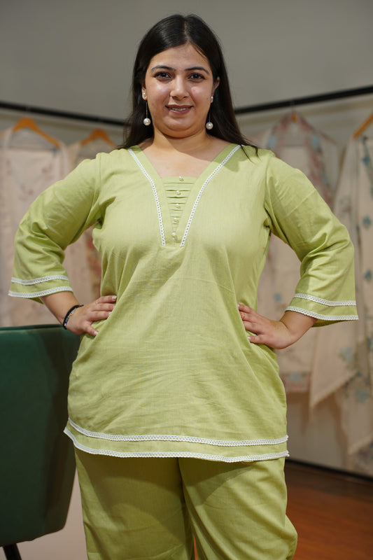 Pista Pearl & Pintuck Co-ord Set