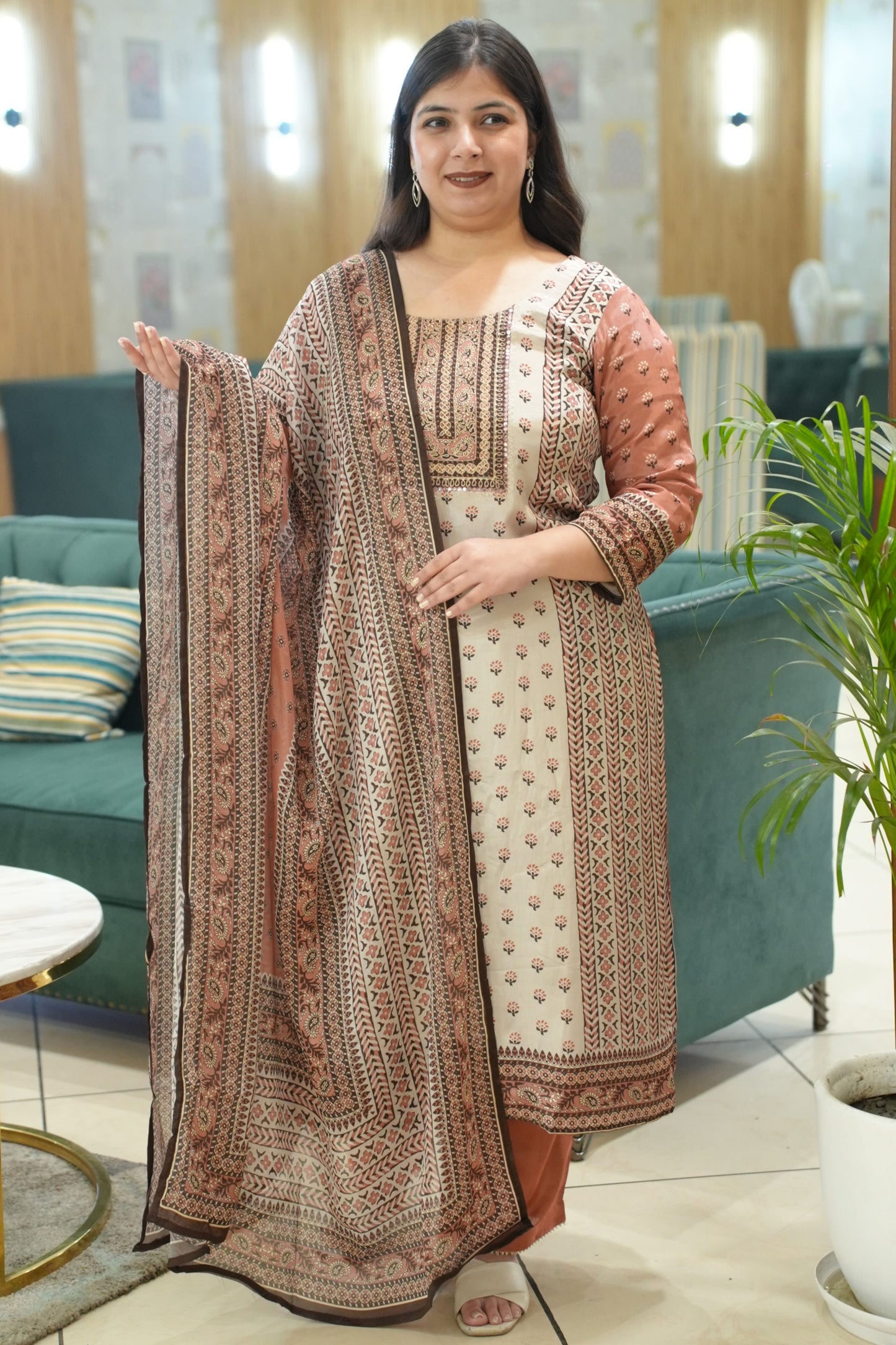 Zehra Ivory Crepe Suit With Mirror Work