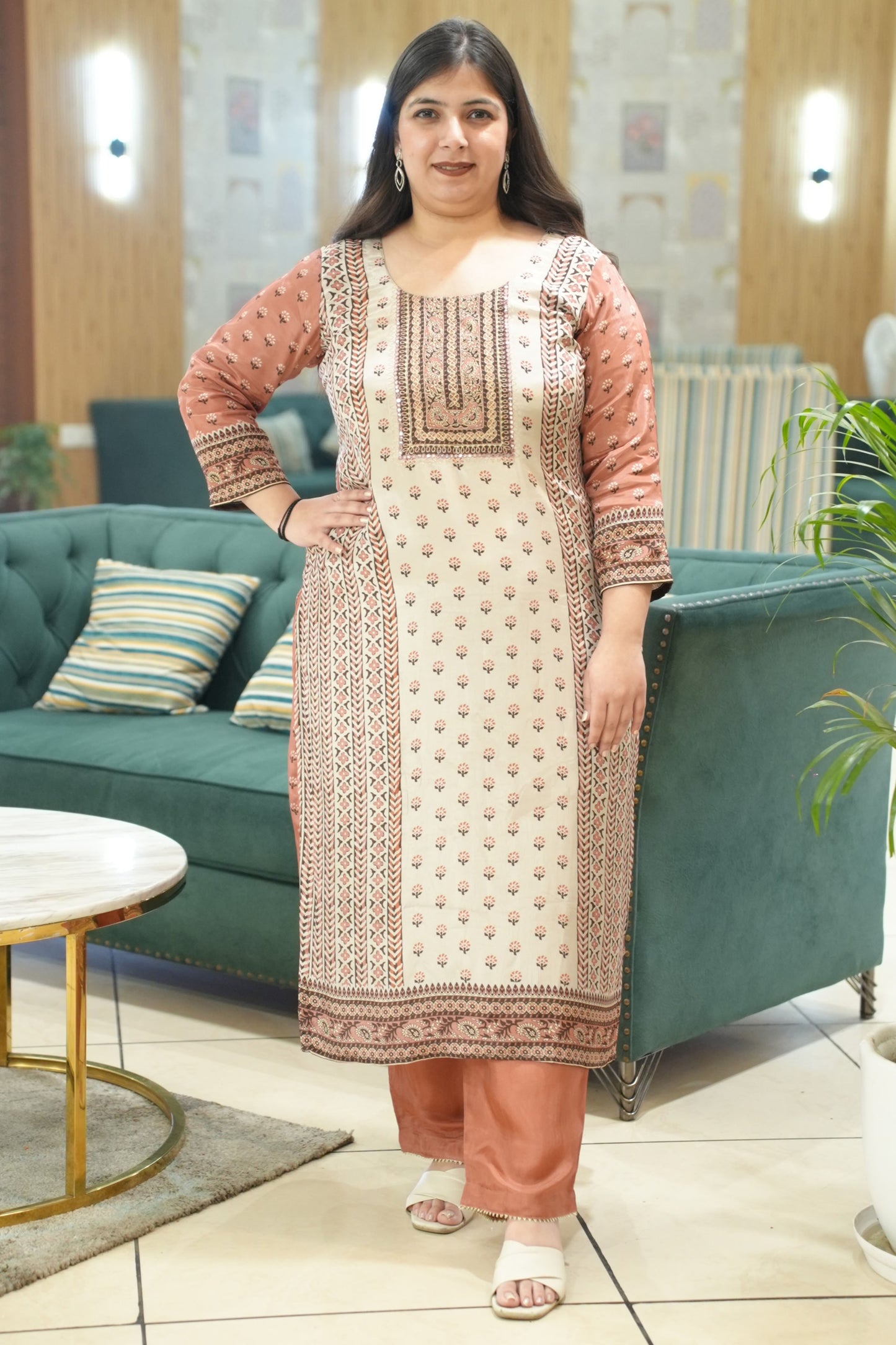 Zehra Ivory Crepe Suit With Mirror Work