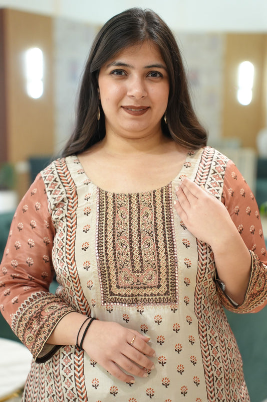 Zehra Ivory Crepe Suit With Mirror Work