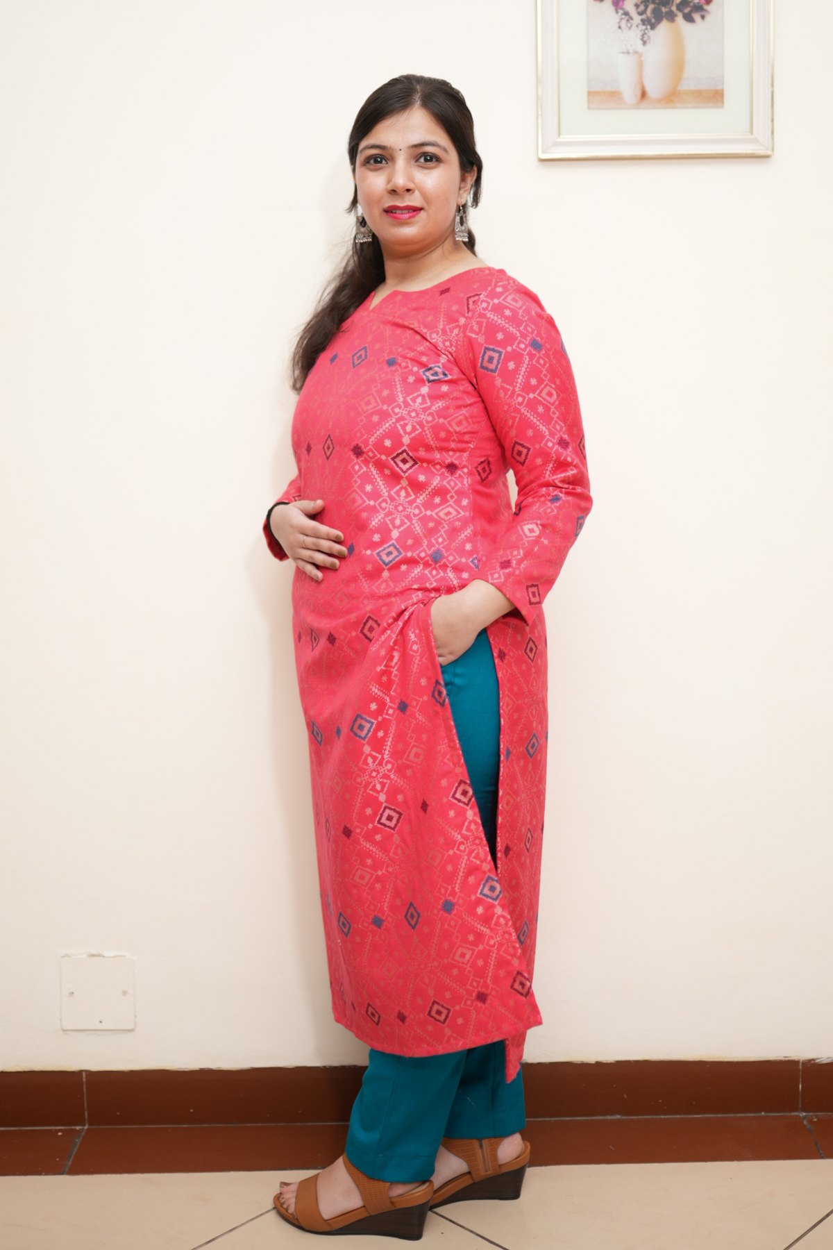 Buy Plus Size ​Rosy Dream Woven Pashmina Set At Apella | Sizes XS to 10 XL | India | Free Delivery | Customized