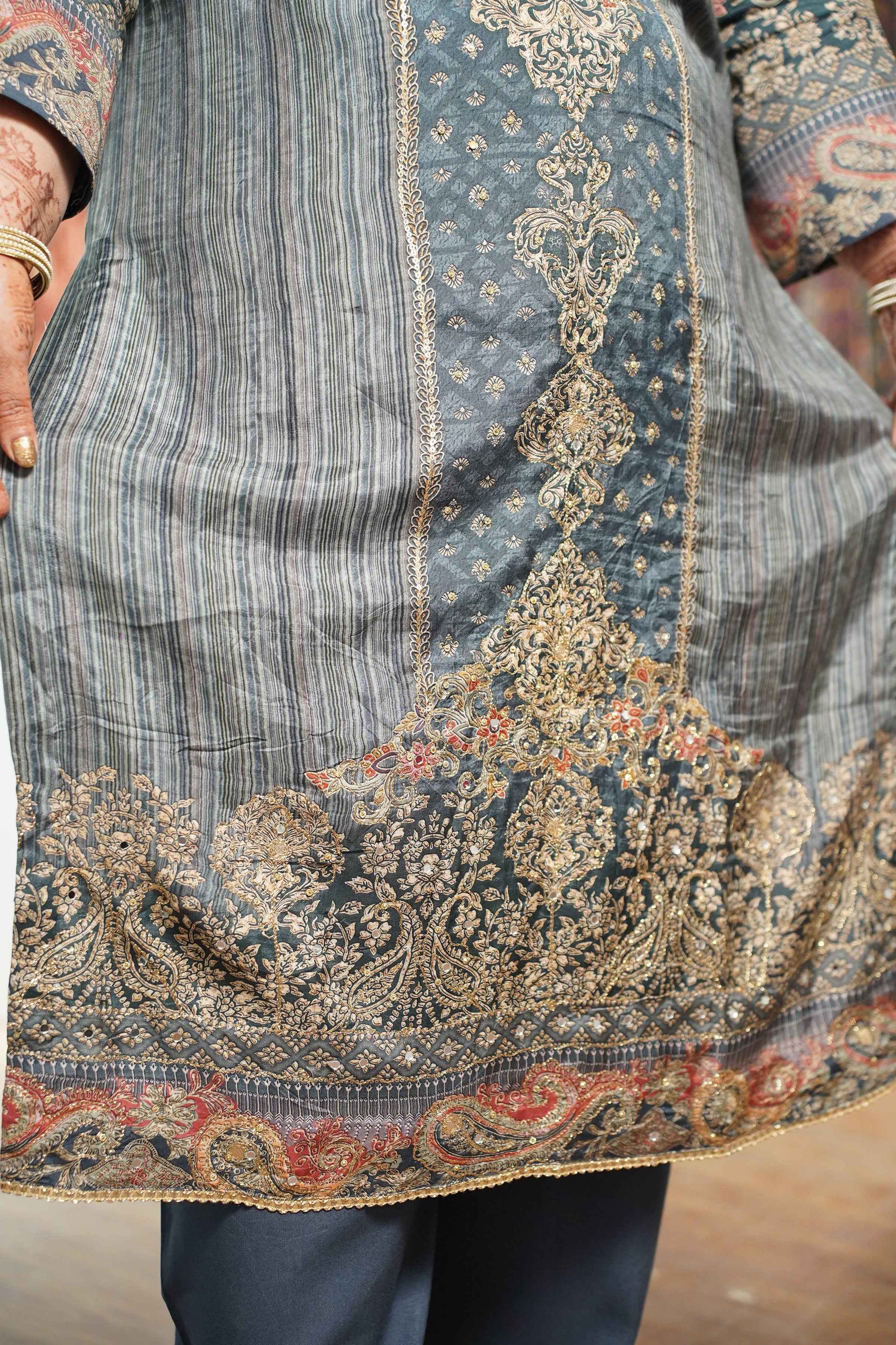 Rehaani Karachi Muslin Suit with Aari Work