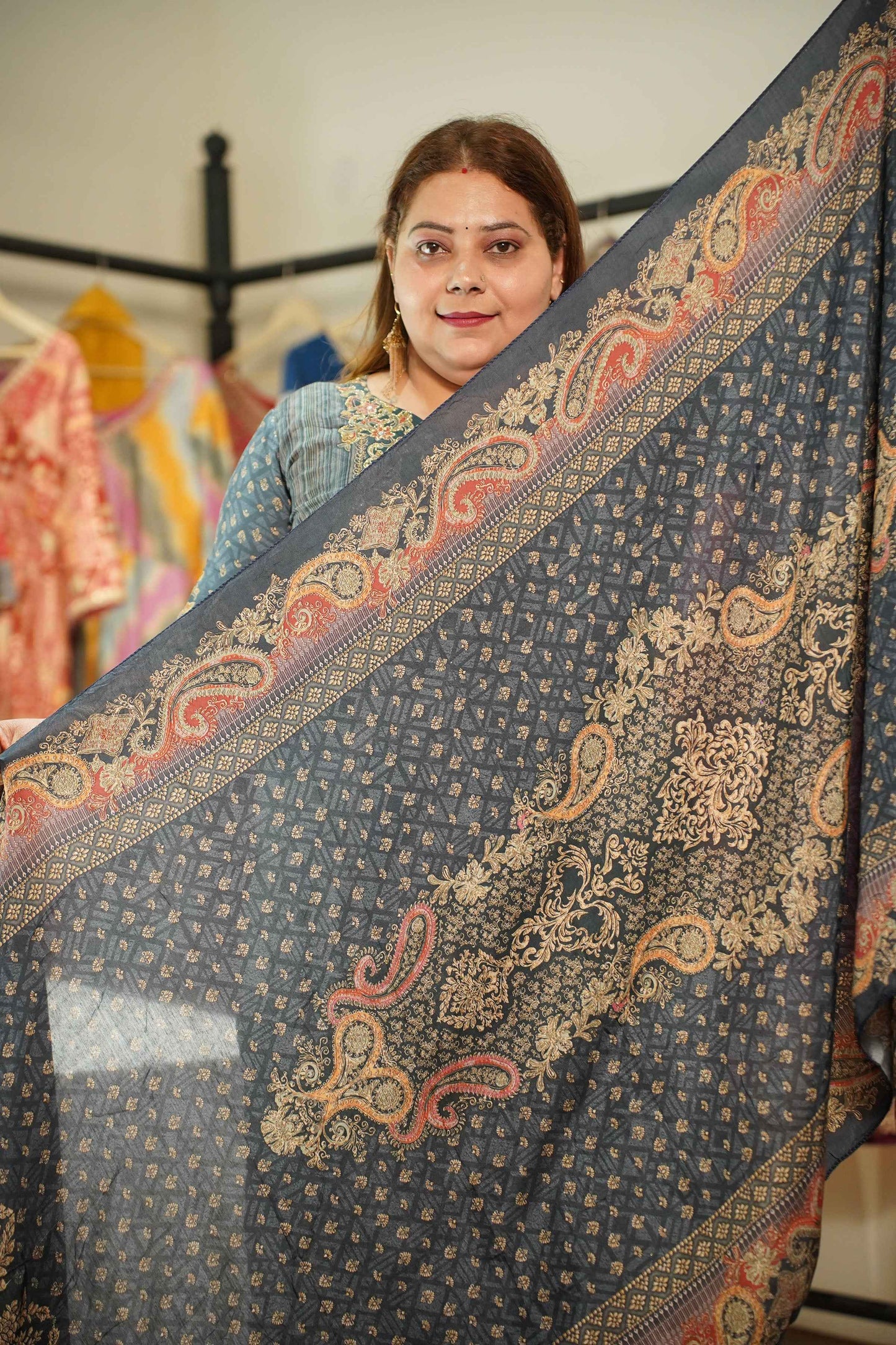 Rehaani Karachi Muslin Suit with Aari Work