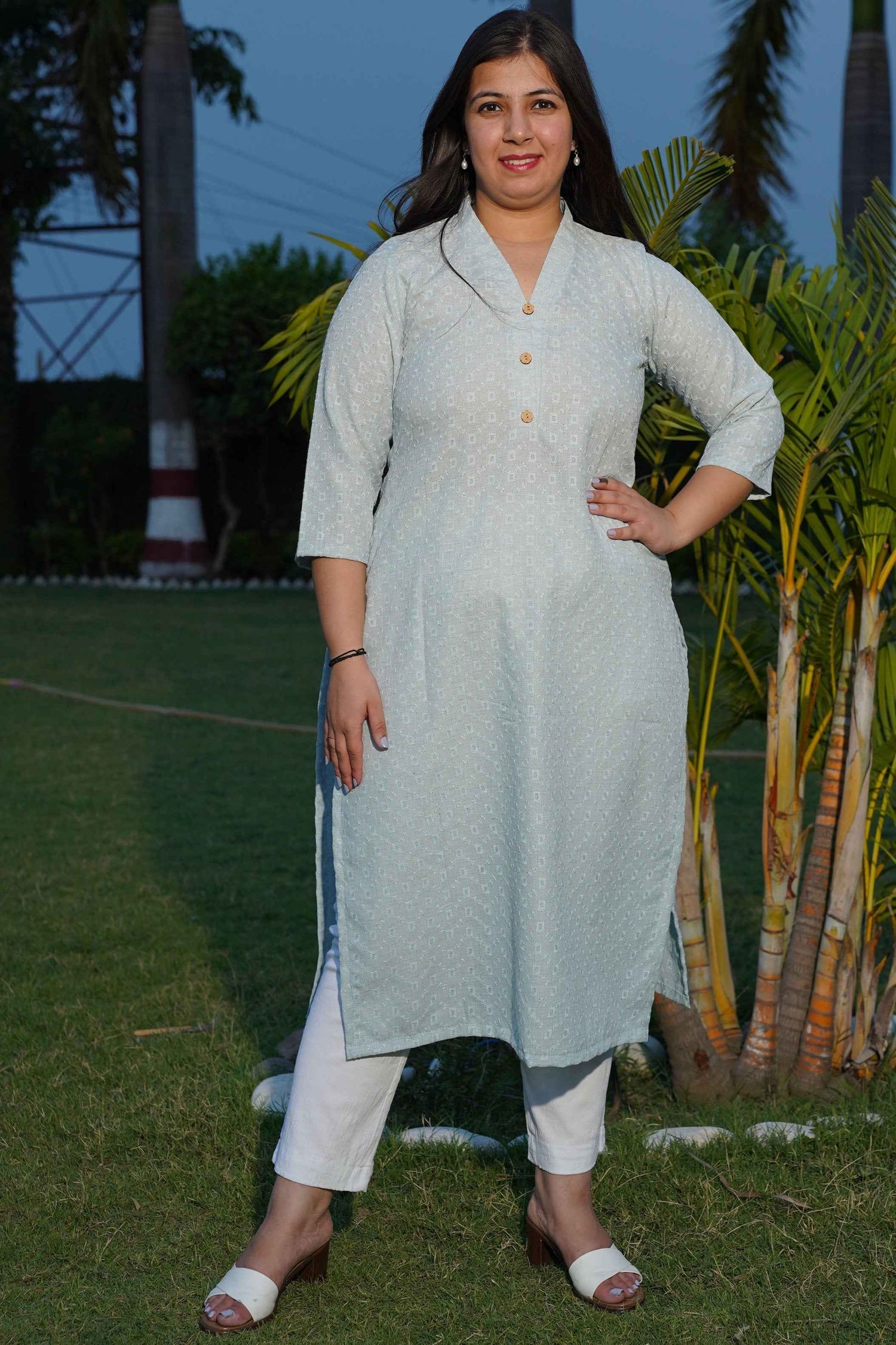 Buy Plus Size ​Skyline Embroidered Cotton Kurta At Apella | Sizes XS to 10 XL | India | Free Delivery | Customized
