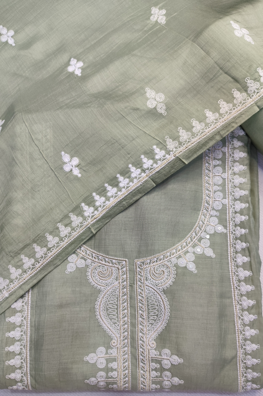 Soft Pista Embroidered Mul Cotton Suit