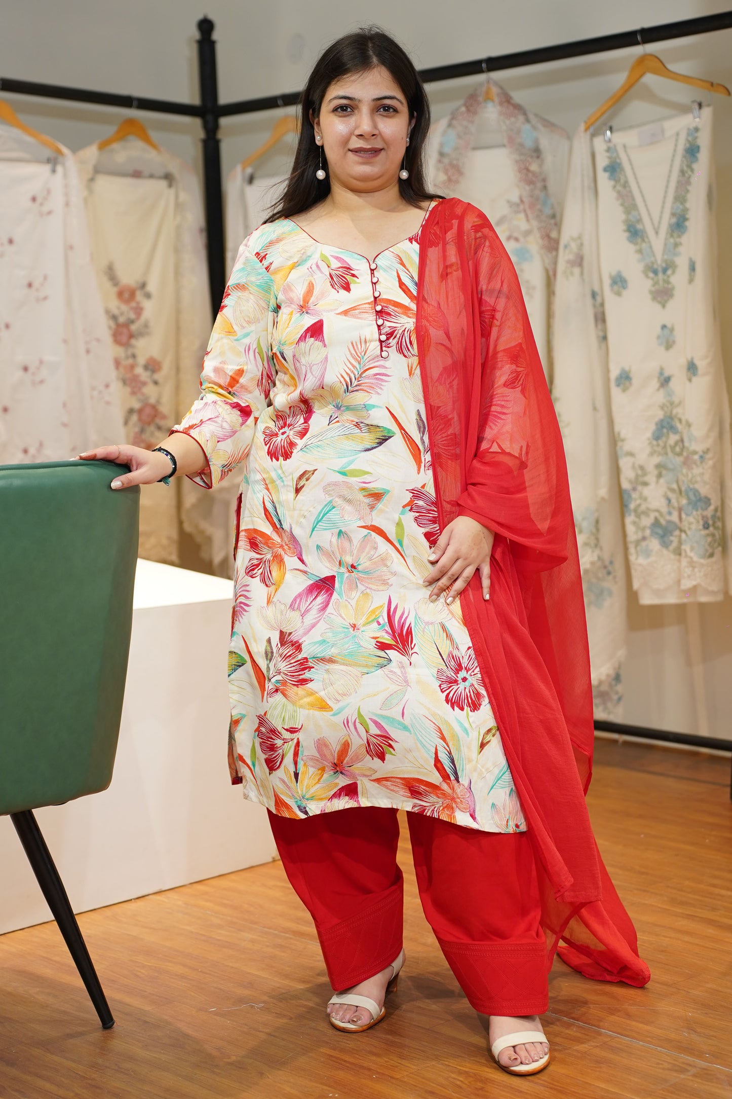 Sunlit Gulzar Foiled Farshi Suit