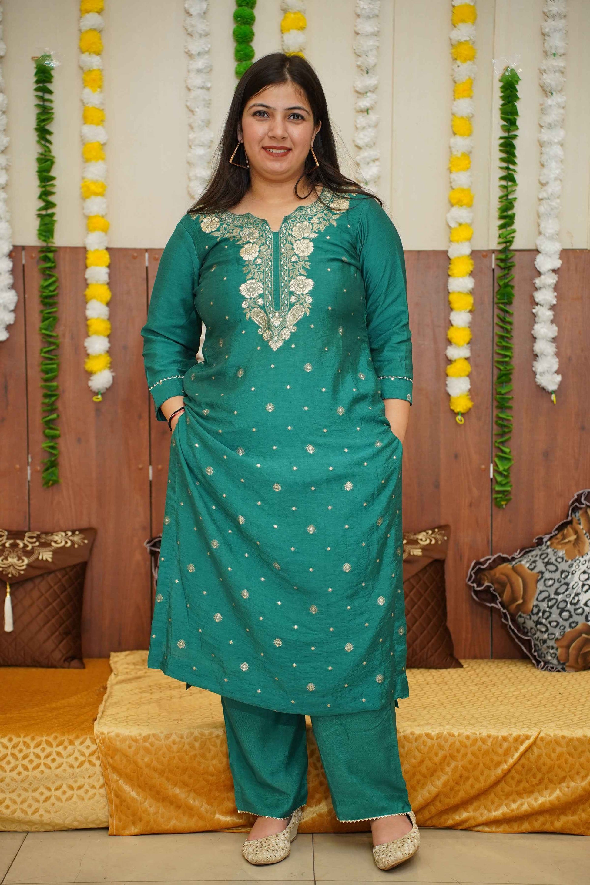 Buy Plus Size ​Teal Treasure Silk Suit Set At Apella | Sizes XS to 10 XL | India | Free Delivery | Customized