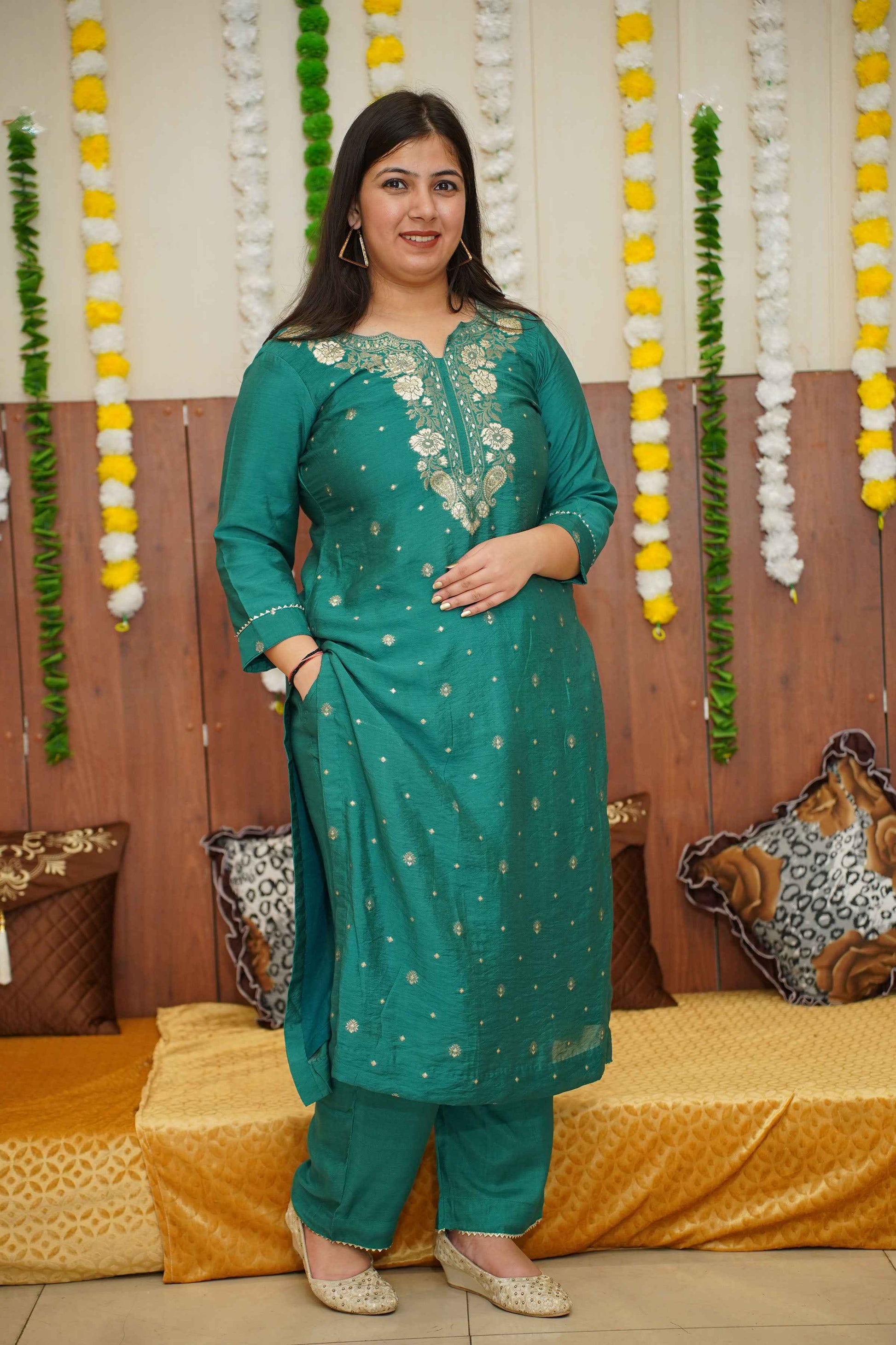 Buy Plus Size ​Teal Treasure Silk Suit Set At Apella | Sizes XS to 10 XL | India | Free Delivery | Customized