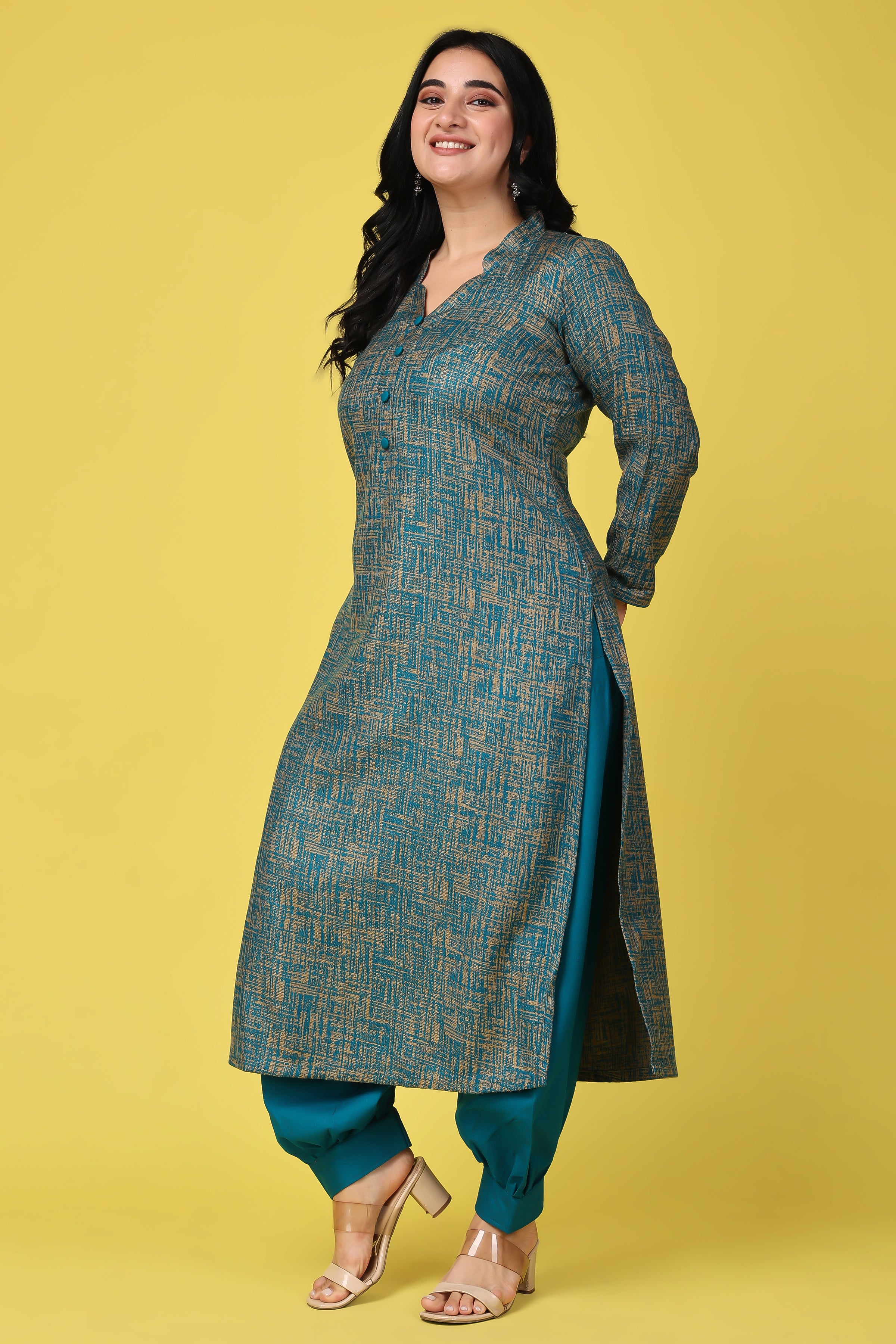 Buy Jayri Women's Woolen Unstitched Kani Printed Suit Material With Stole  for Winter Online at Best Prices in India - JioMart.