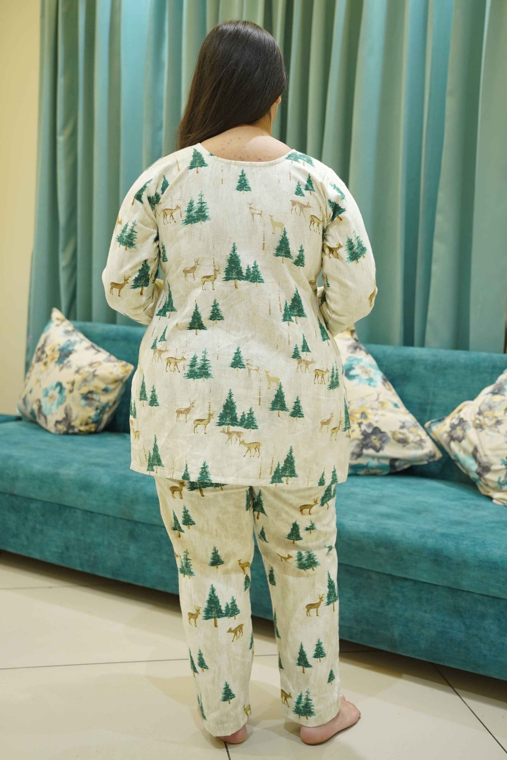 Twinkle Tree Woollen Night Suit