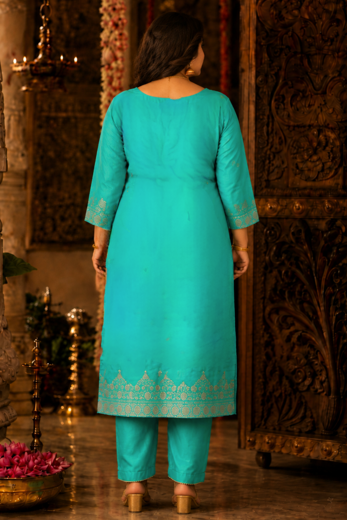 Mrinal Firozi Jacquard Silk Suit