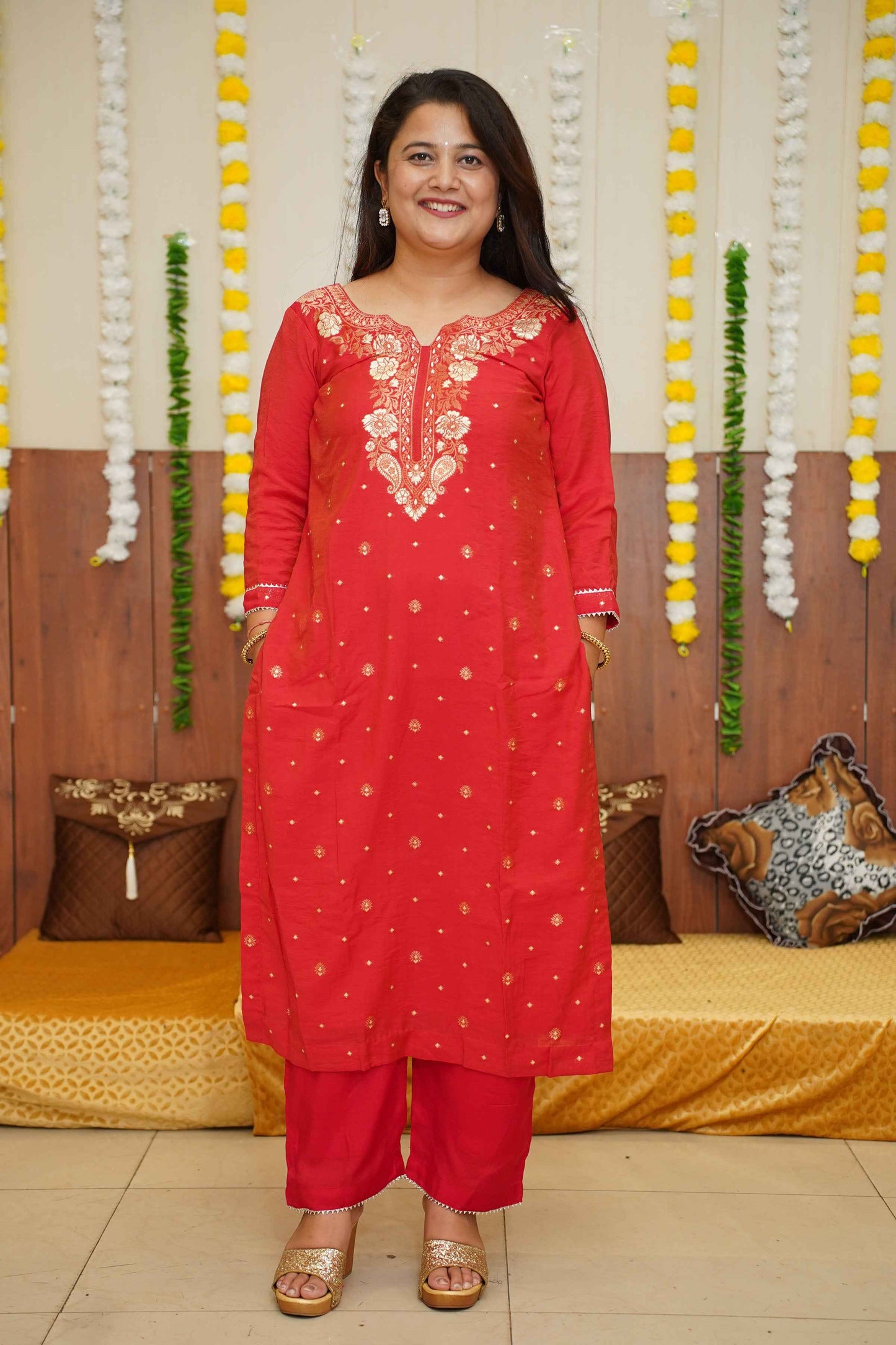 Buy Plus Size ​Gleaming Red Fancy Suit Set At Apella | Sizes XS to 10 XL | India | Free Delivery | Customized