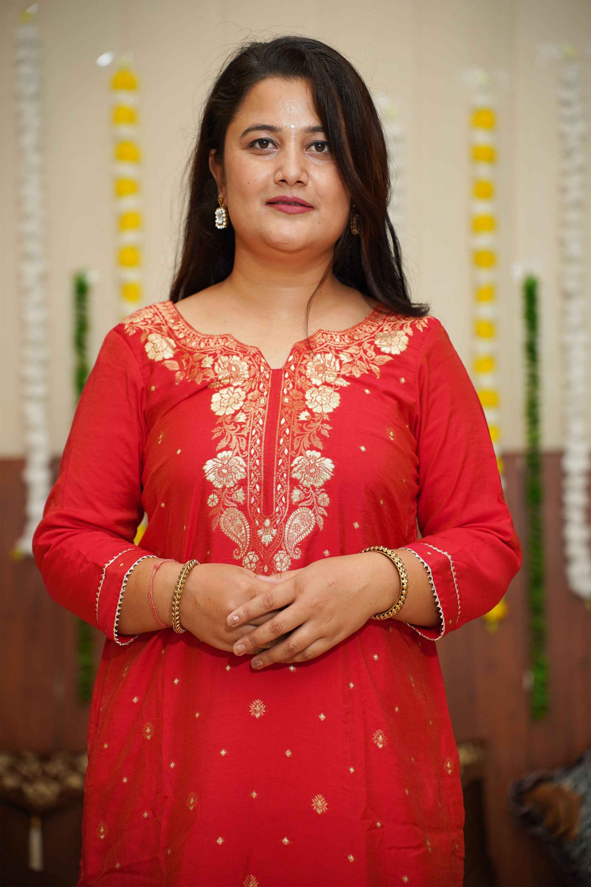 Buy Plus Size ​Gleaming Red Fancy Suit Set At Apella | Sizes XS to 10 XL | India | Free Delivery | Customized