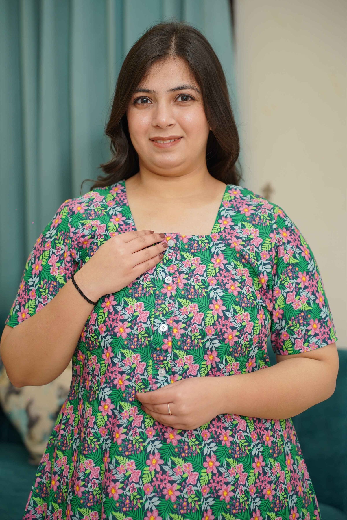 Greeny Petals Printed Night Gown