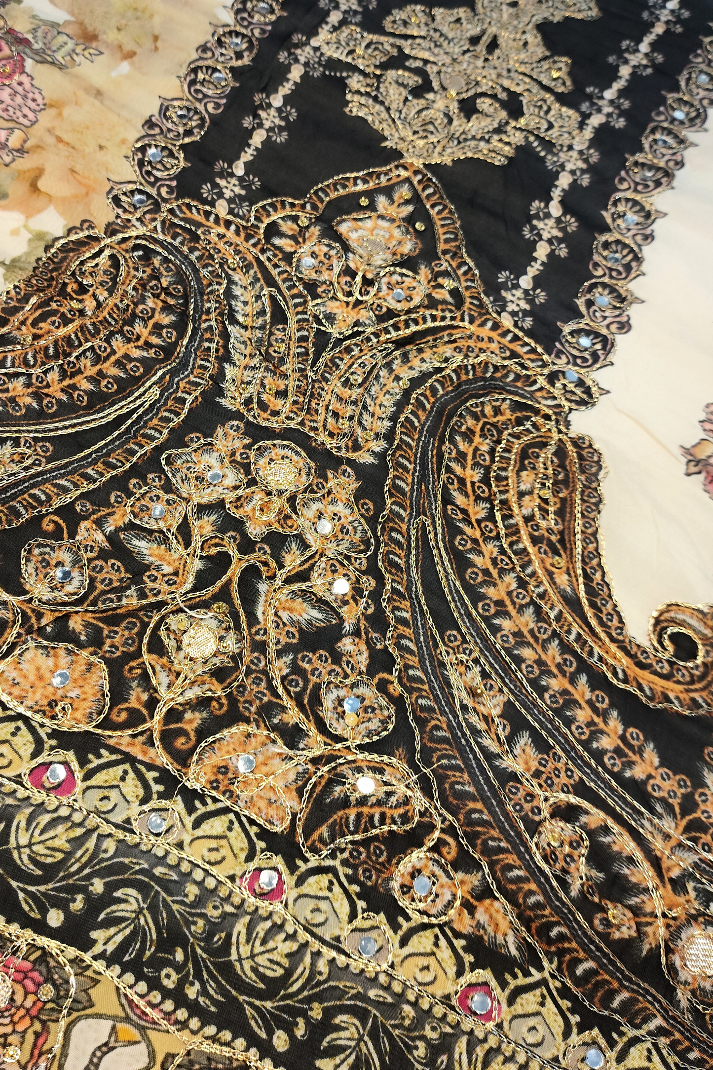 Ivory Karachi Muslin Suit with Aari Work