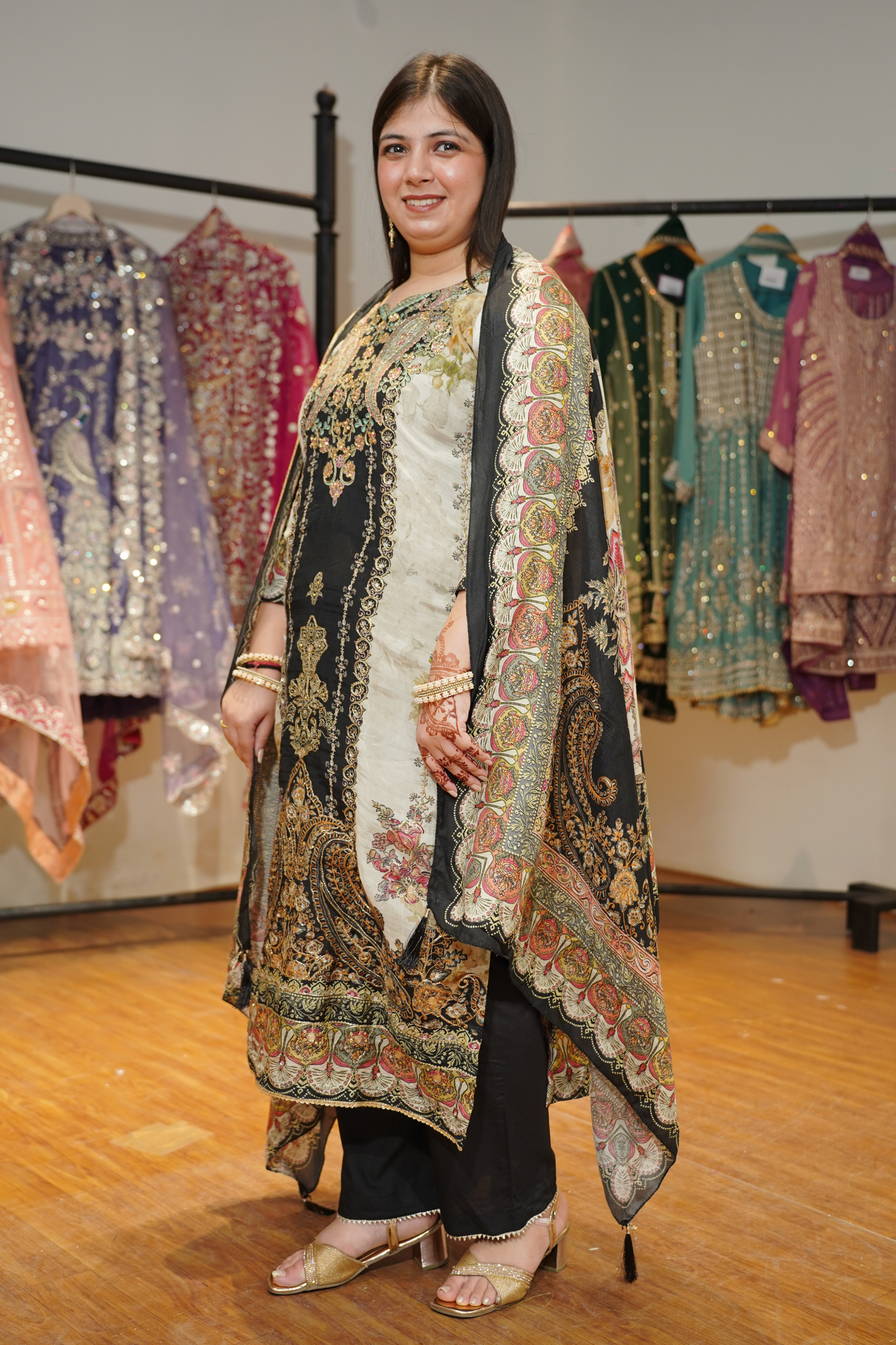 Ivory Karachi Muslin Suit with Aari Work